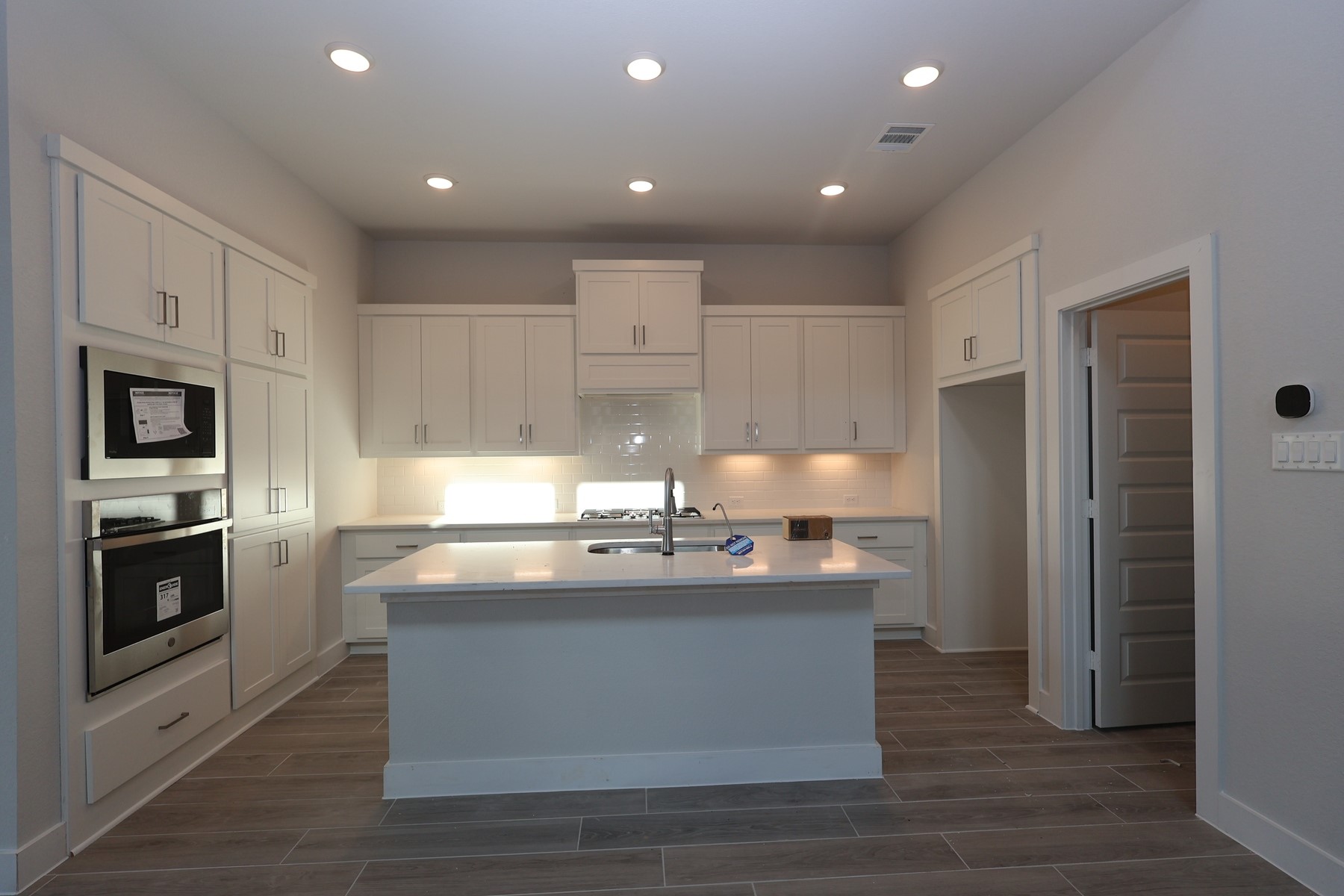 14916 Clover Meadow Lane Property Photo 3