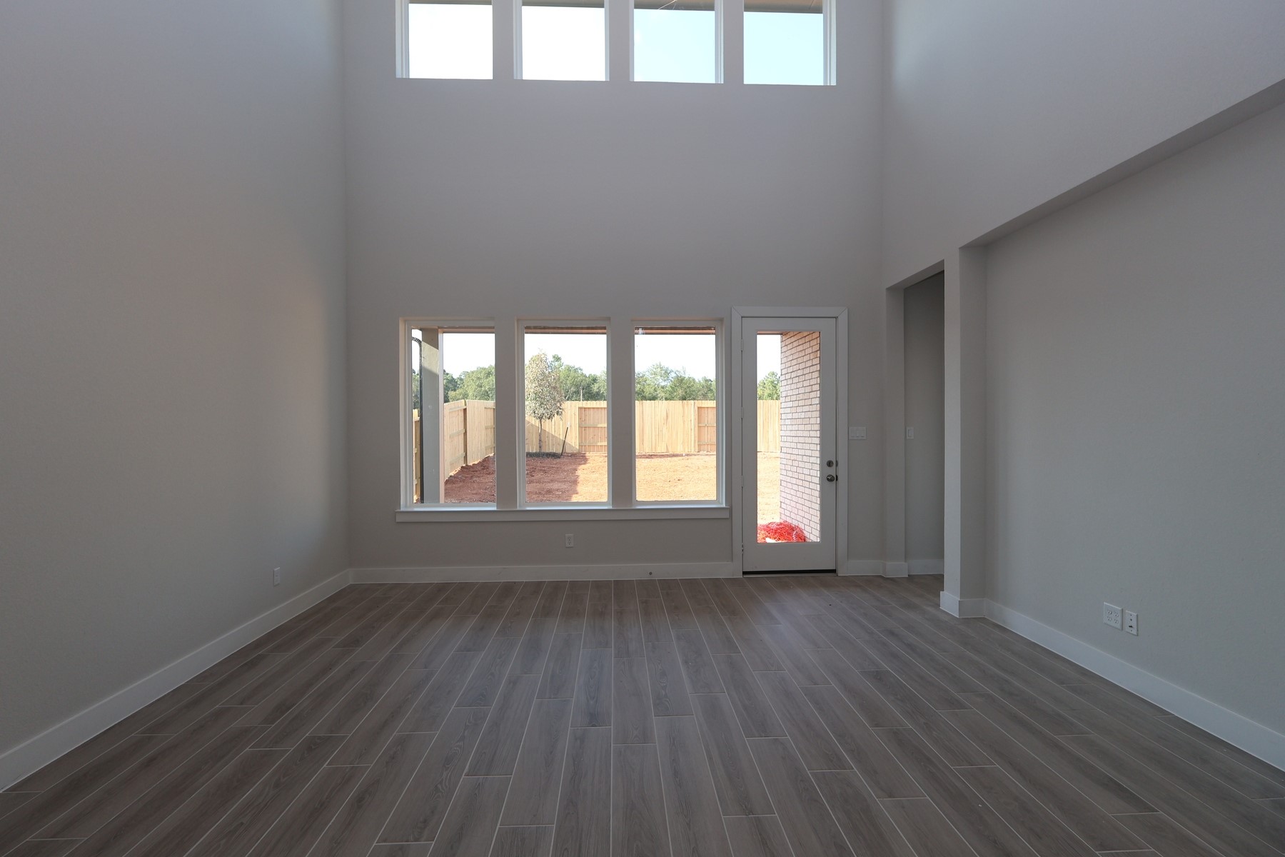 14916 Clover Meadow Lane Property Photo 6