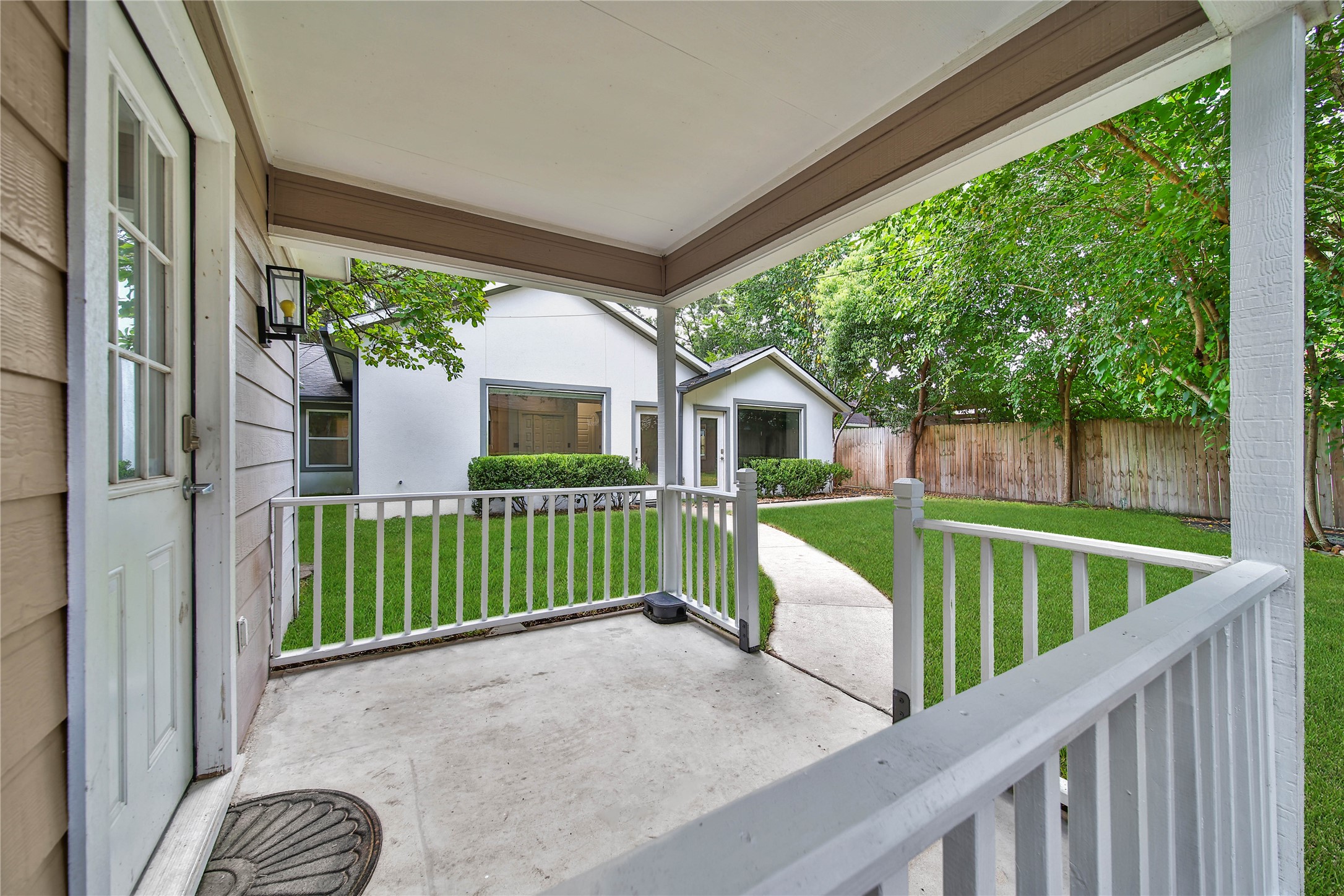 2206 Saxon Drive Property Photo 43