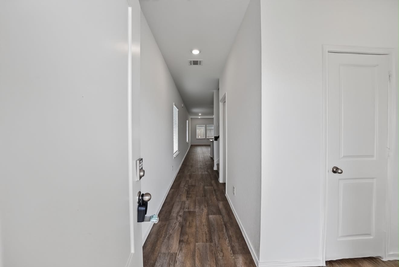 31430 Harp Ridge Drive Property Photo 2