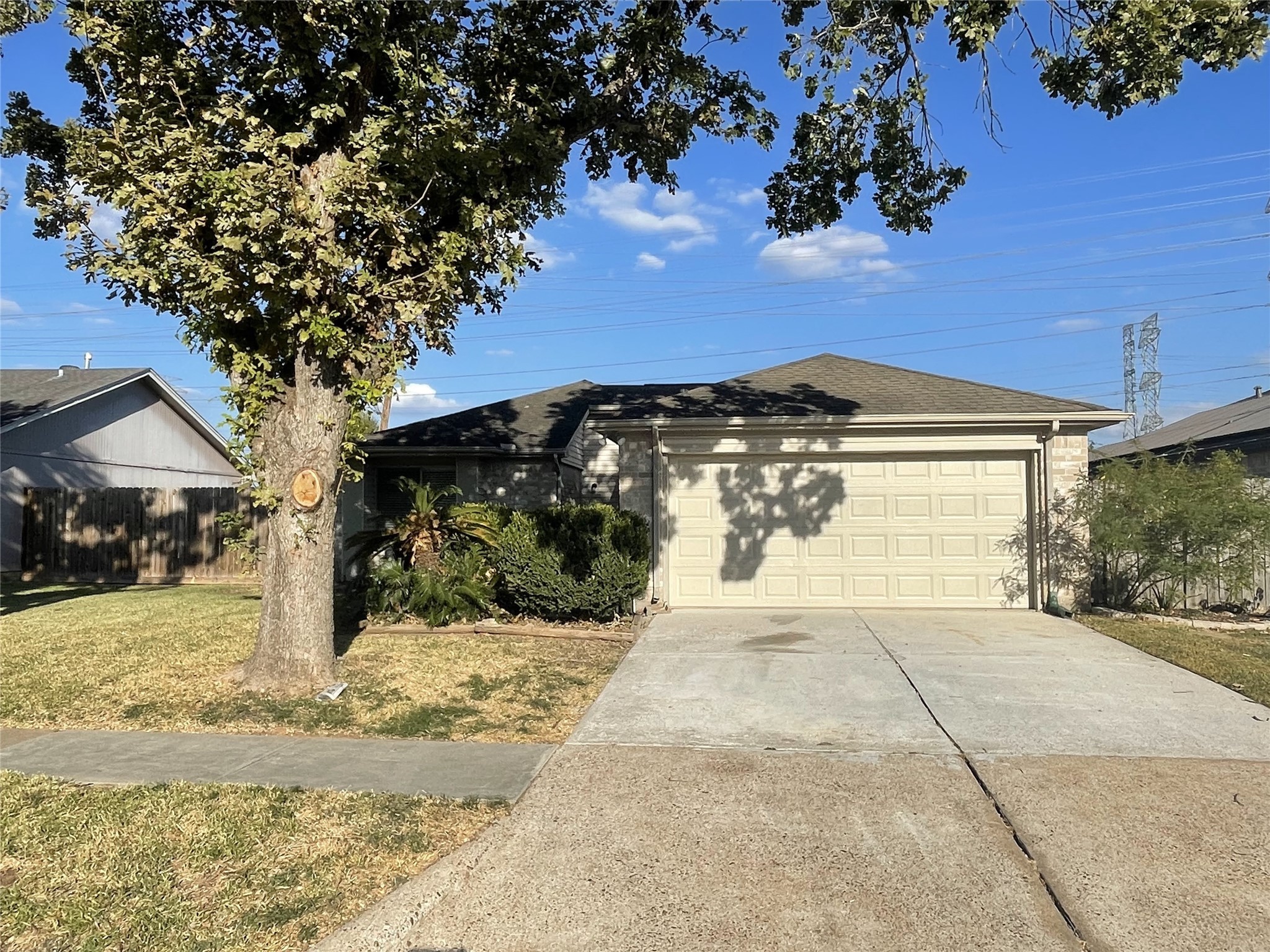 2915 Garden Lane Property Photo 1