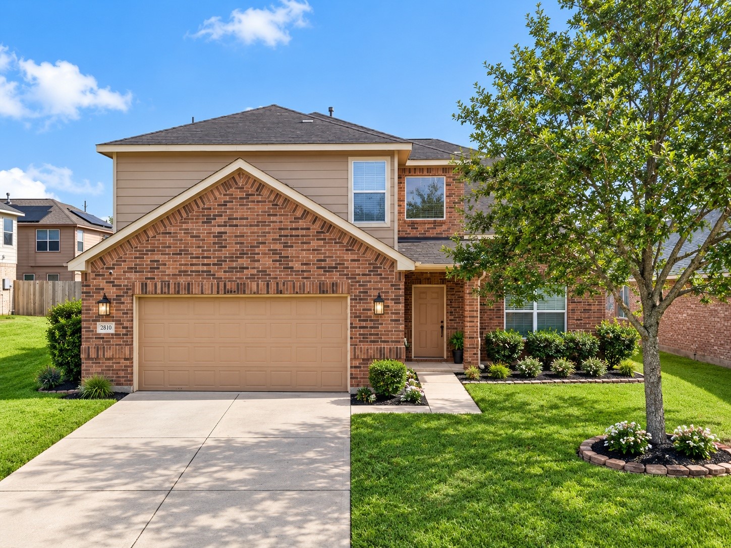 206 Unique Court