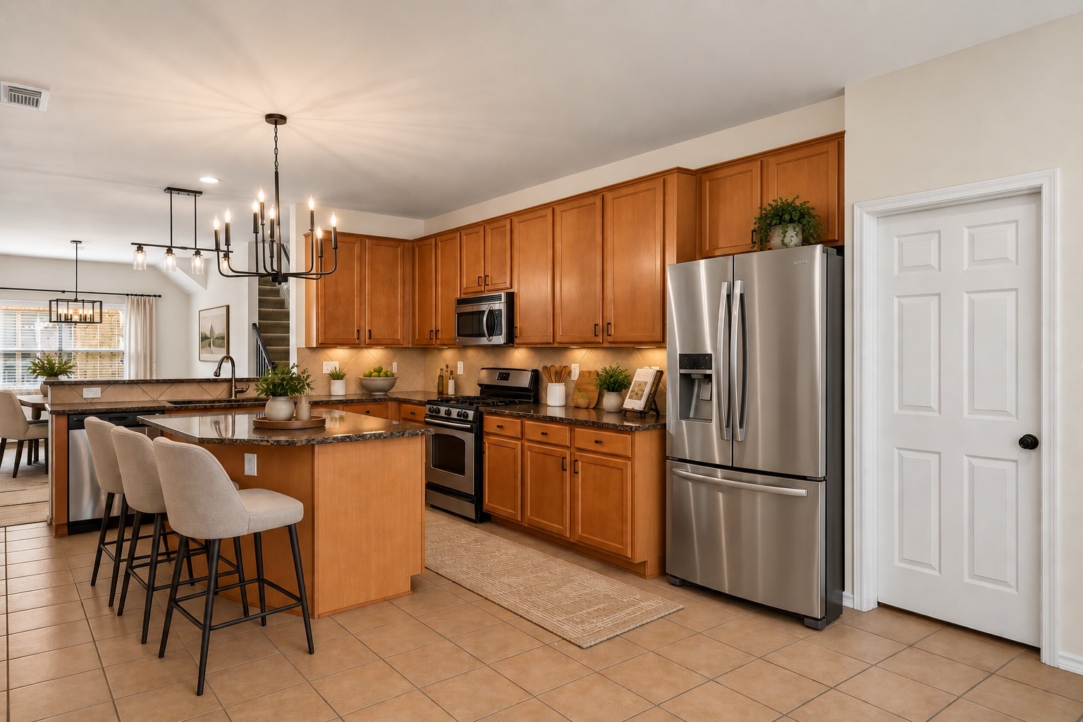 206 Unique Court Property Photo 8