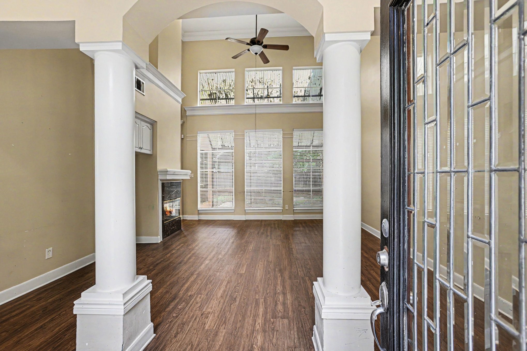 34 Watermill Place Property Photo 5