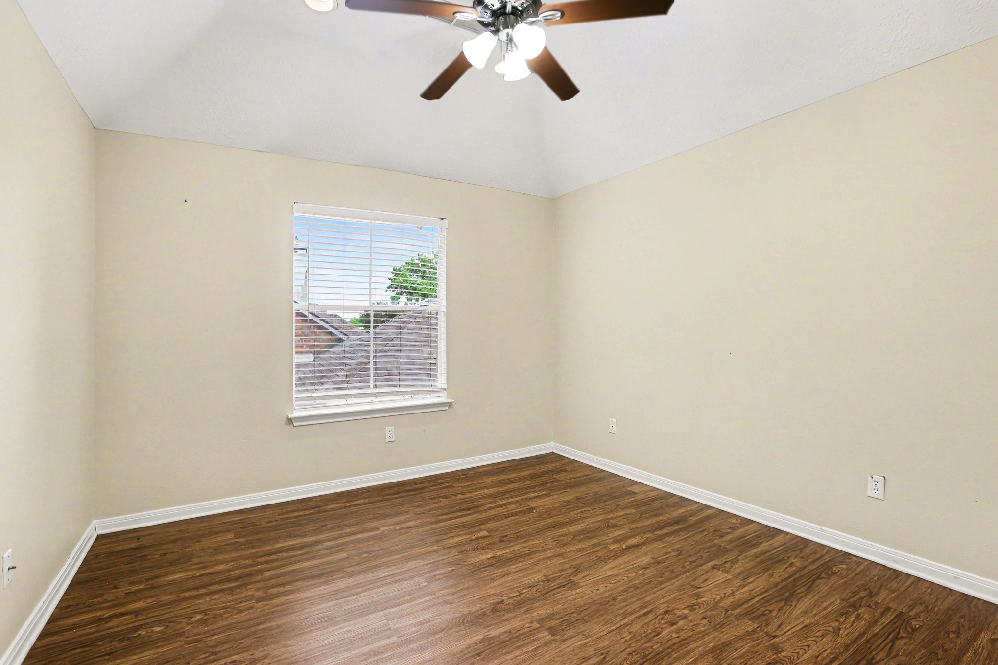 34 Watermill Place Property Photo 24