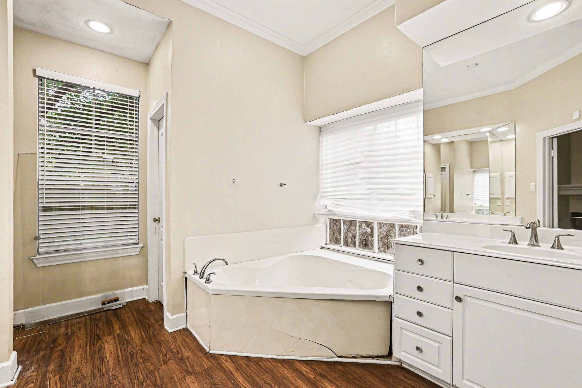 34 Watermill Place Property Photo 26