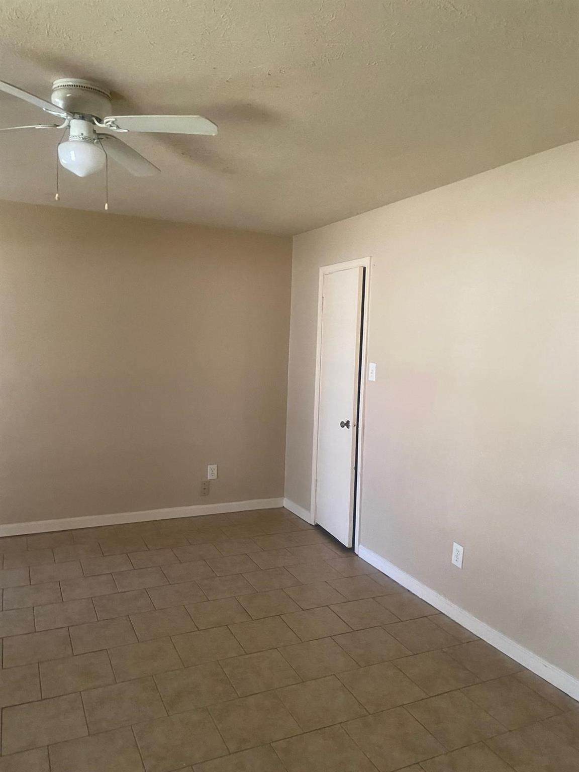 15607 Summer Briar Court, Houston Tx 77489 Property Photo 10