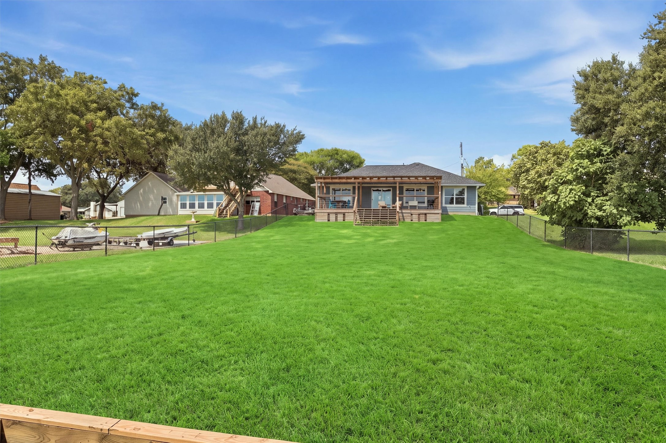 281 Fishermans Bend Drive Property Photo 27