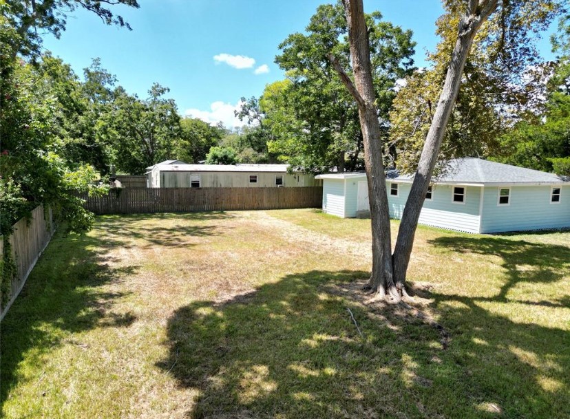 502 Chestnut Street Property Photo 4