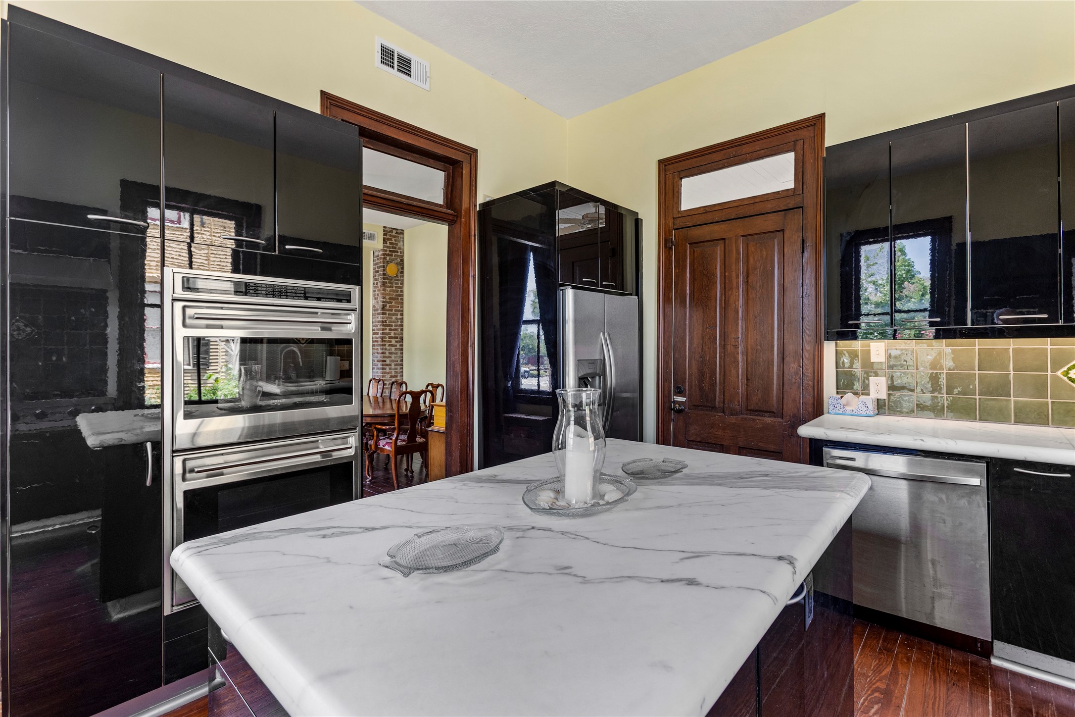 2002 Ave K Property Photo 12