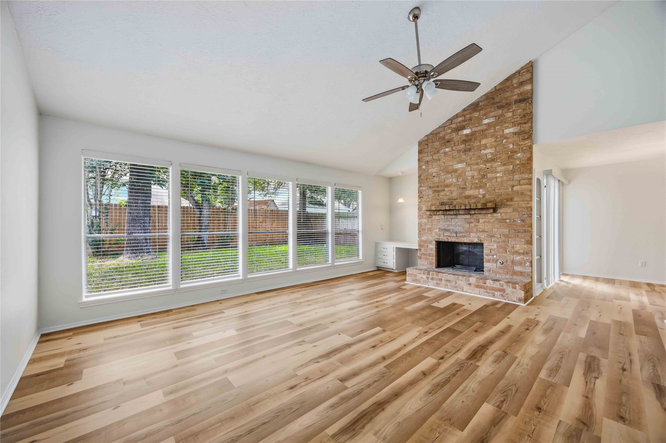 1002 Oxborough Drive Property Photo 8