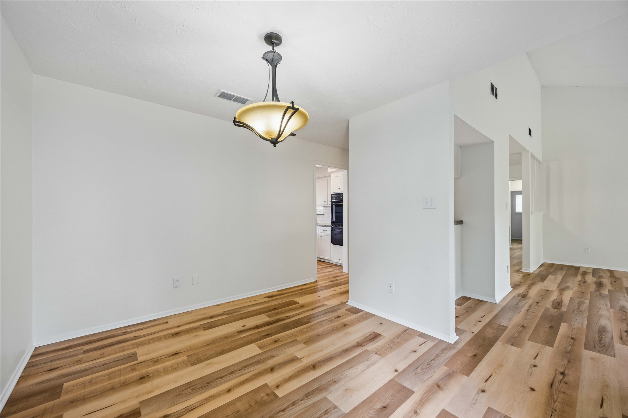 1002 Oxborough Drive Property Photo 12