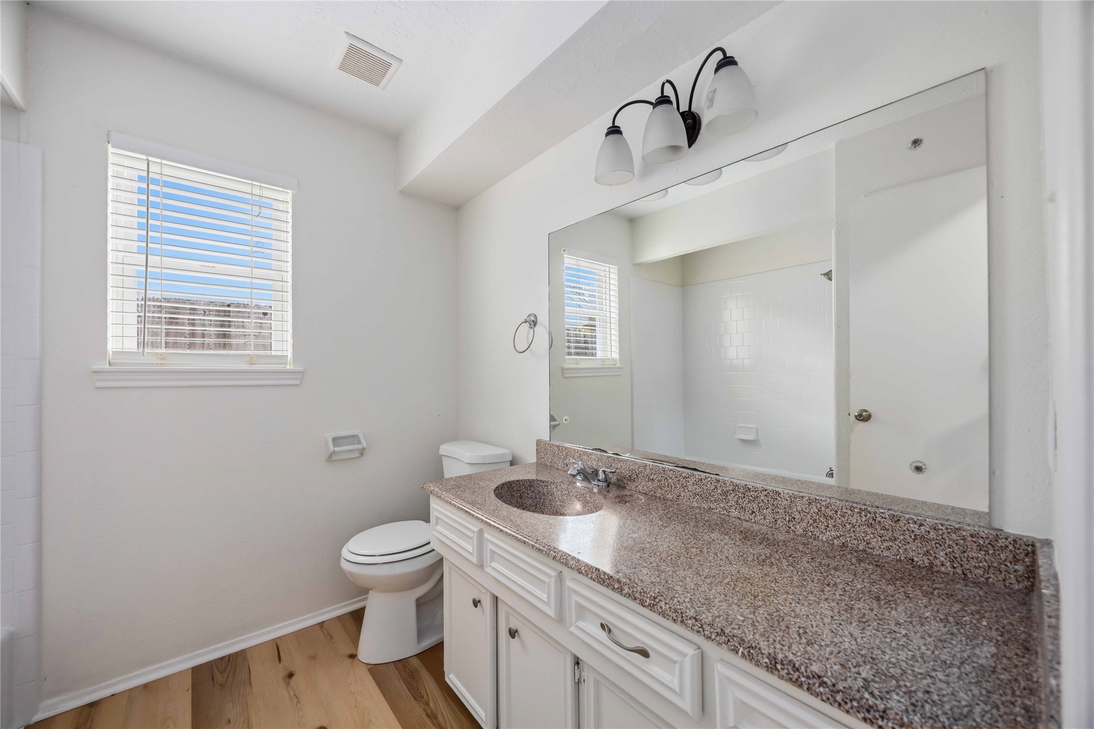 1002 Oxborough Drive Property Photo 25