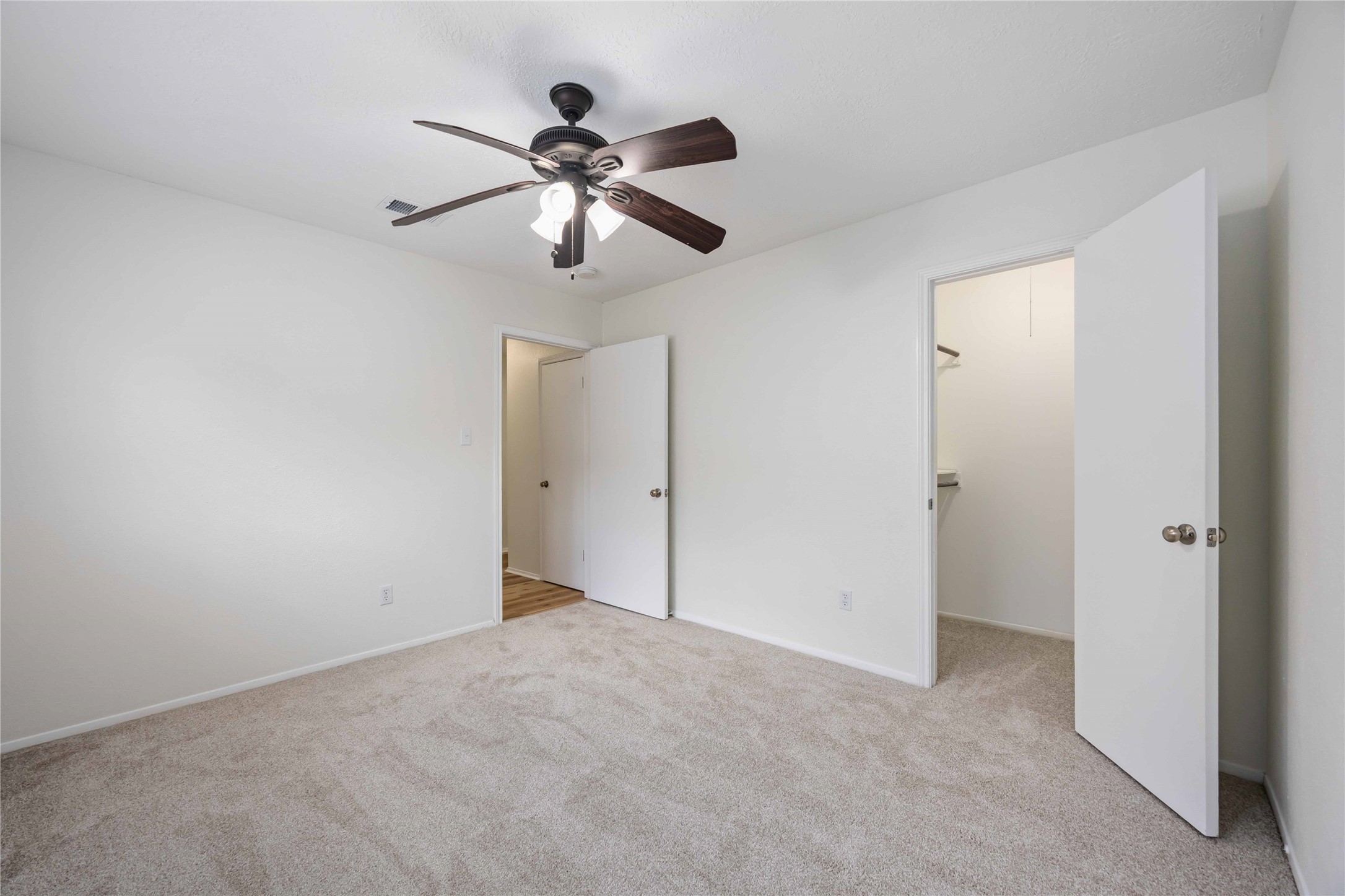 1002 Oxborough Drive Property Photo 28