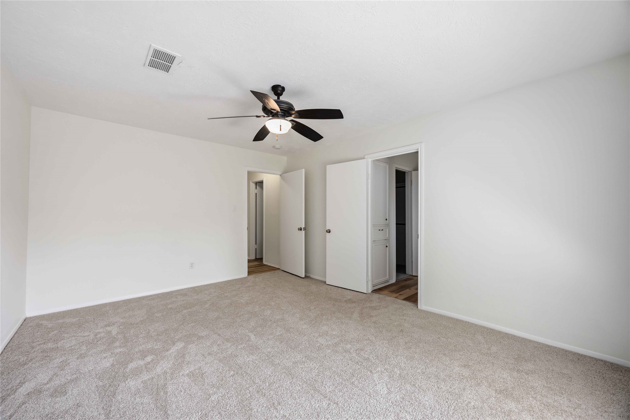 1002 Oxborough Drive Property Photo 30