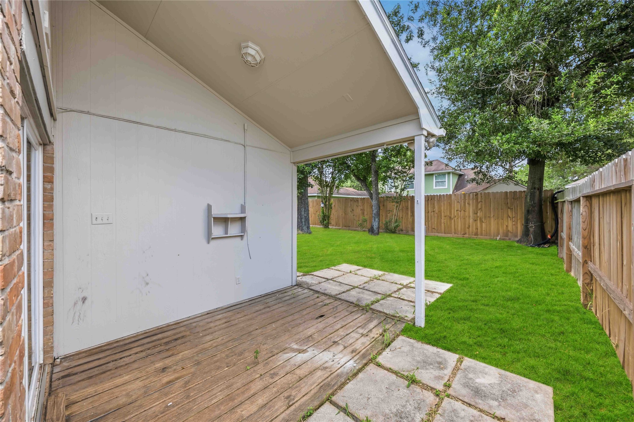 1002 Oxborough Drive Property Photo 34