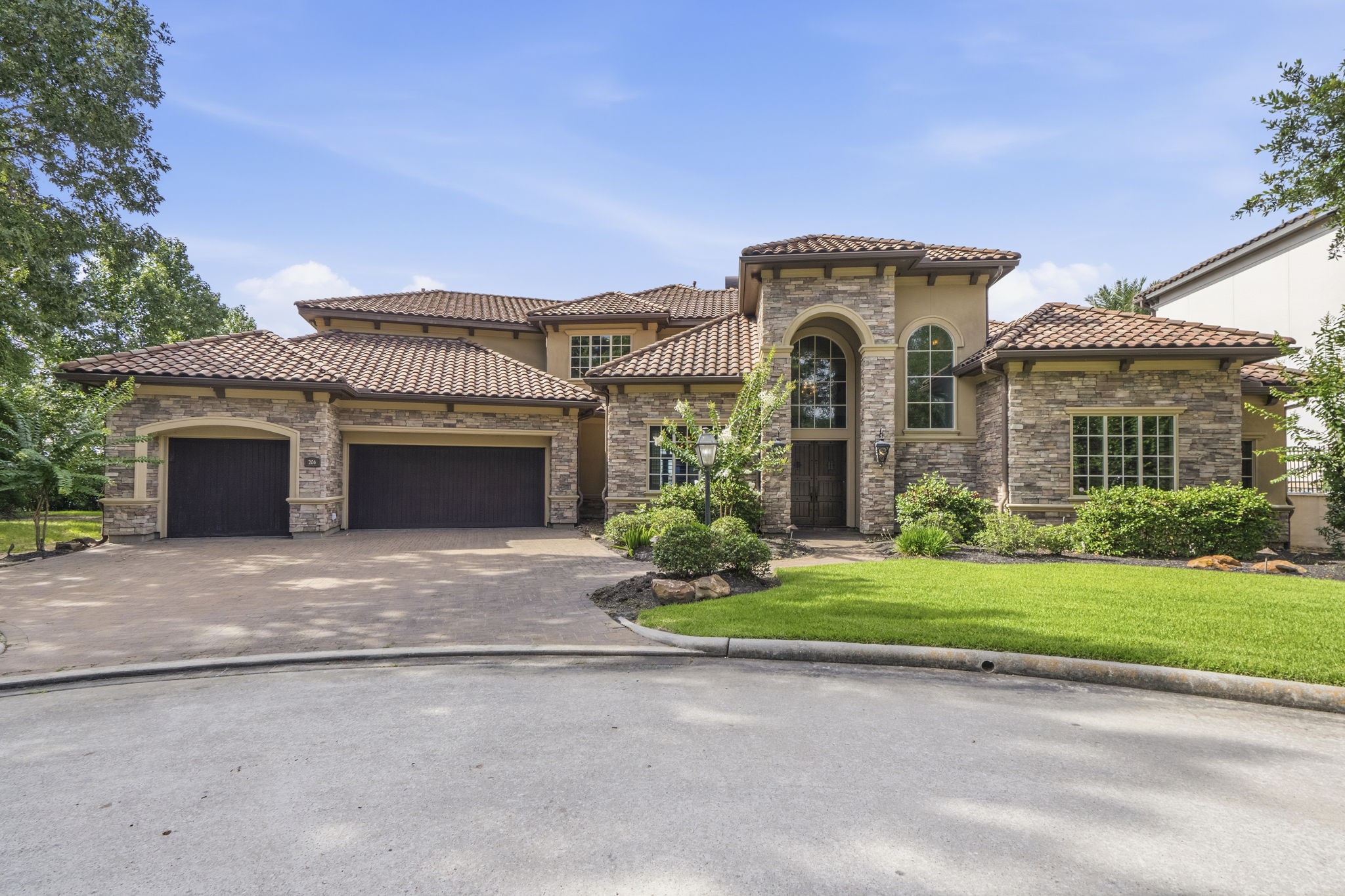 206 Bentwater Bay Drive Property Photo