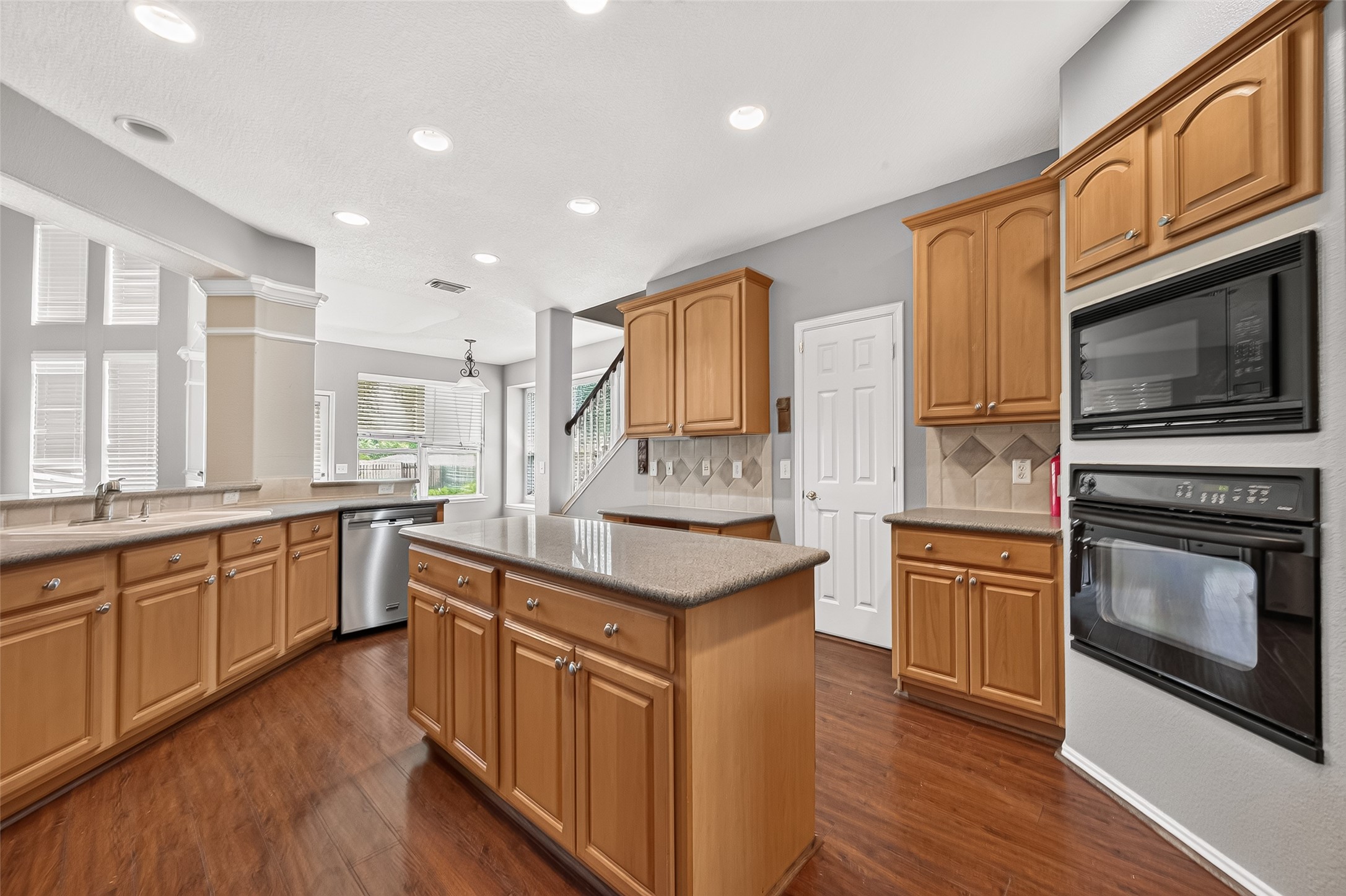 16411 Canyon Chase Drive Property Photo 17