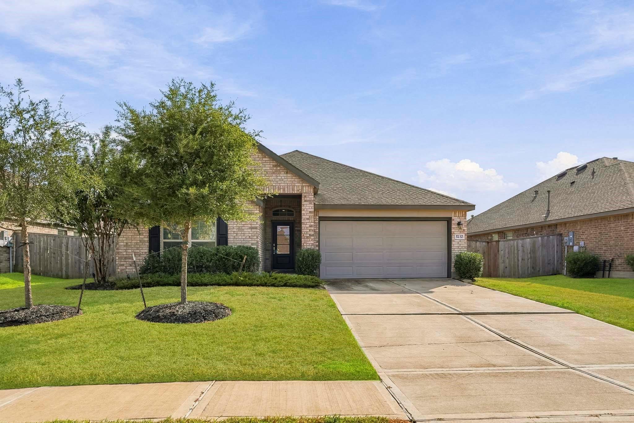 5232 Pine Pass Drive Property Photo 1