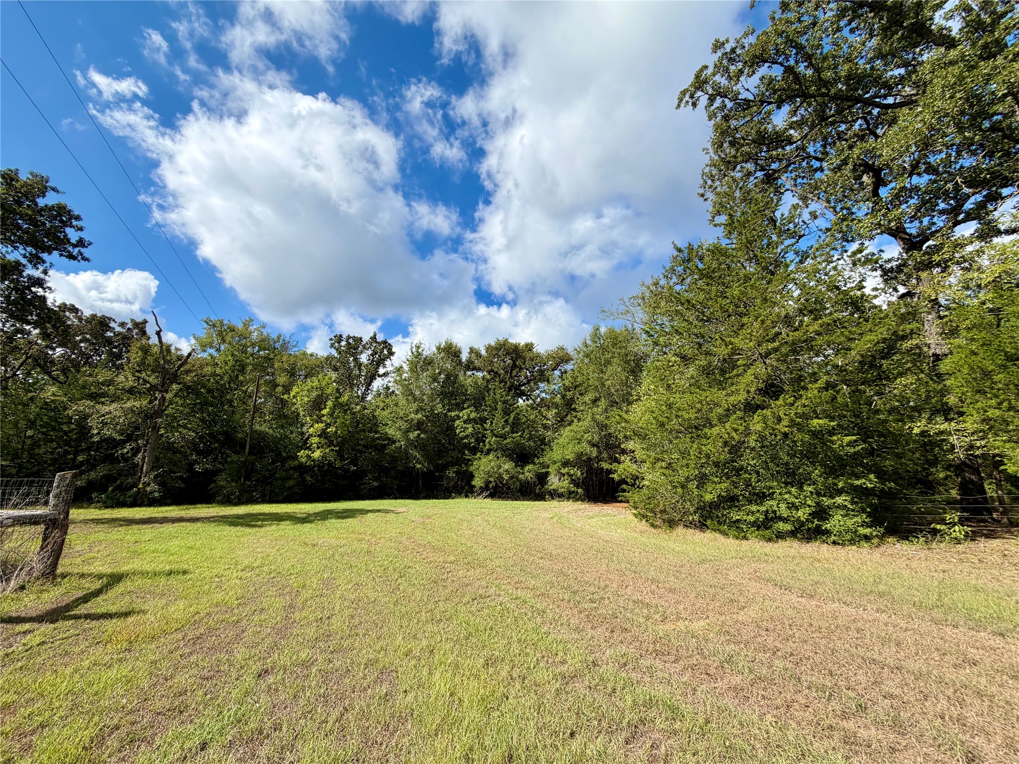 13 Ac Pr 2110 Property Photo 2