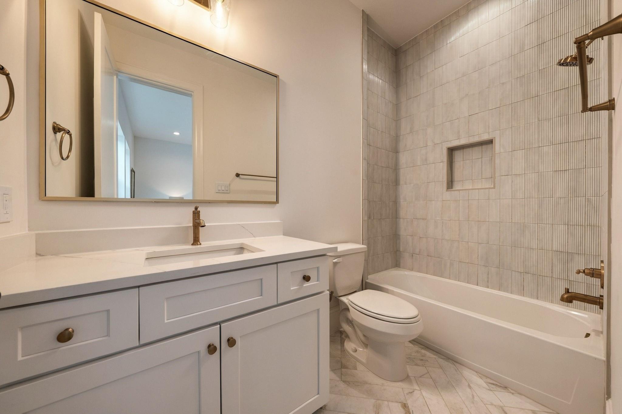 607 W 27th Street, Houston Tx 77008 Property Photo 34