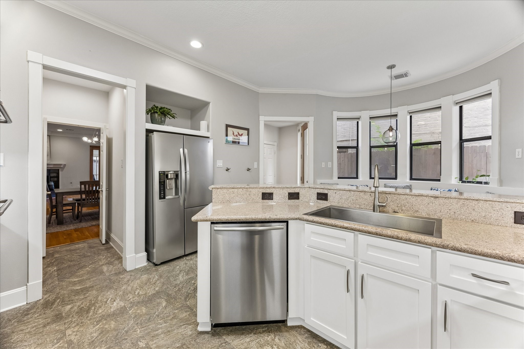 1614 Castle Court Property Photo 11