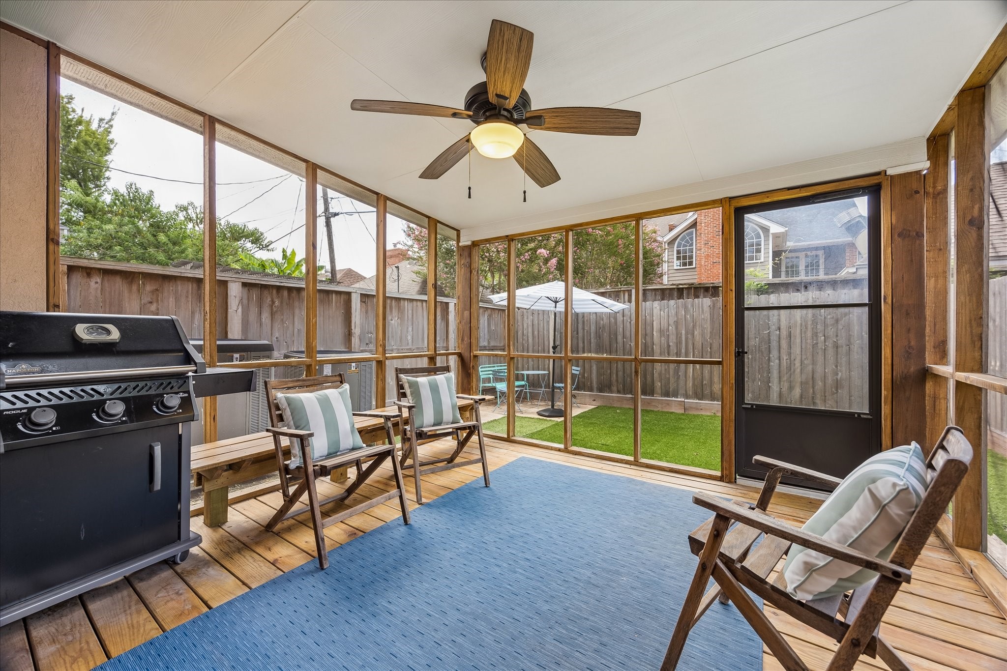 1614 Castle Court Property Photo 18