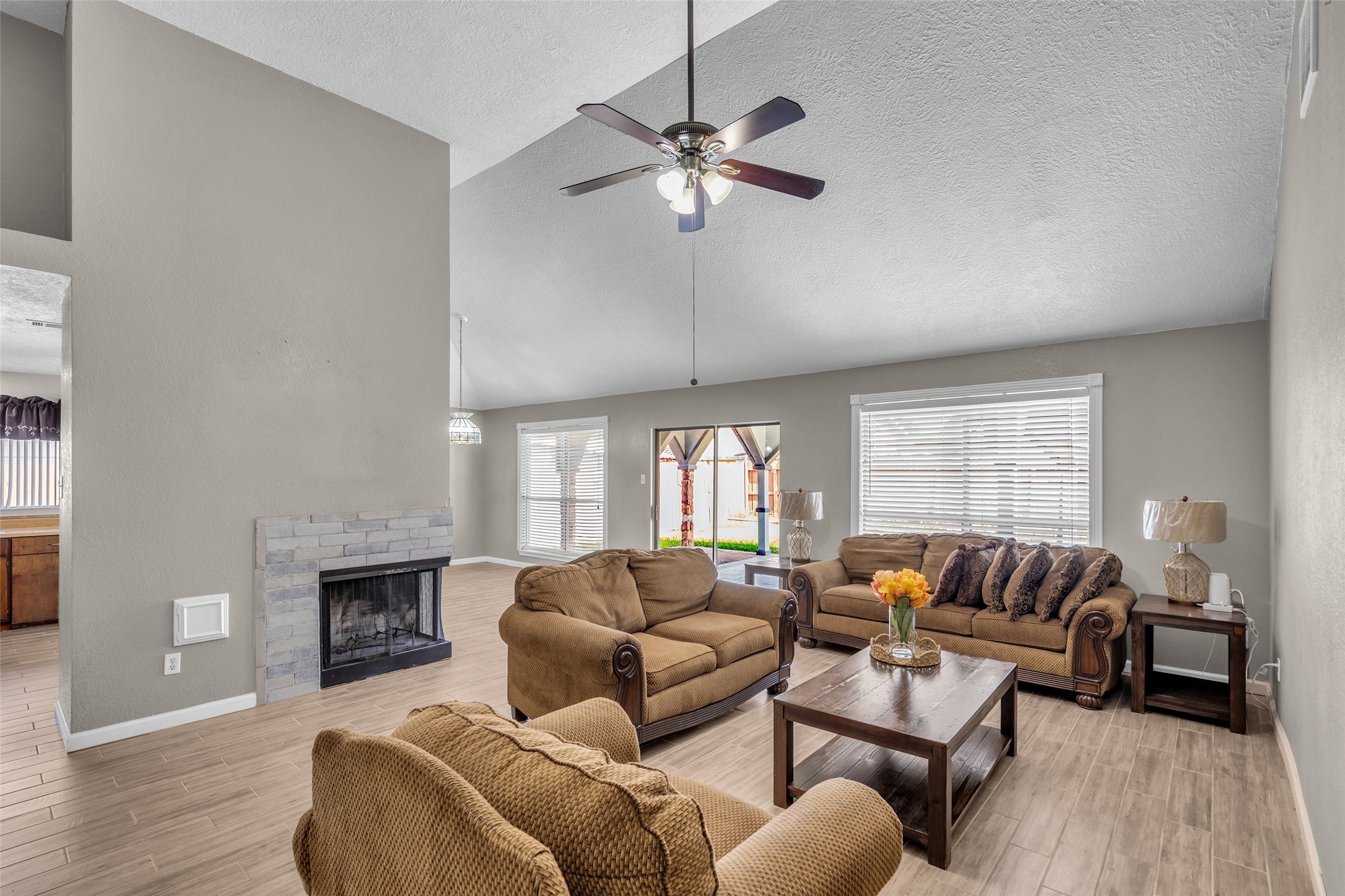 6522 Redding Springs Lane Property Photo 14