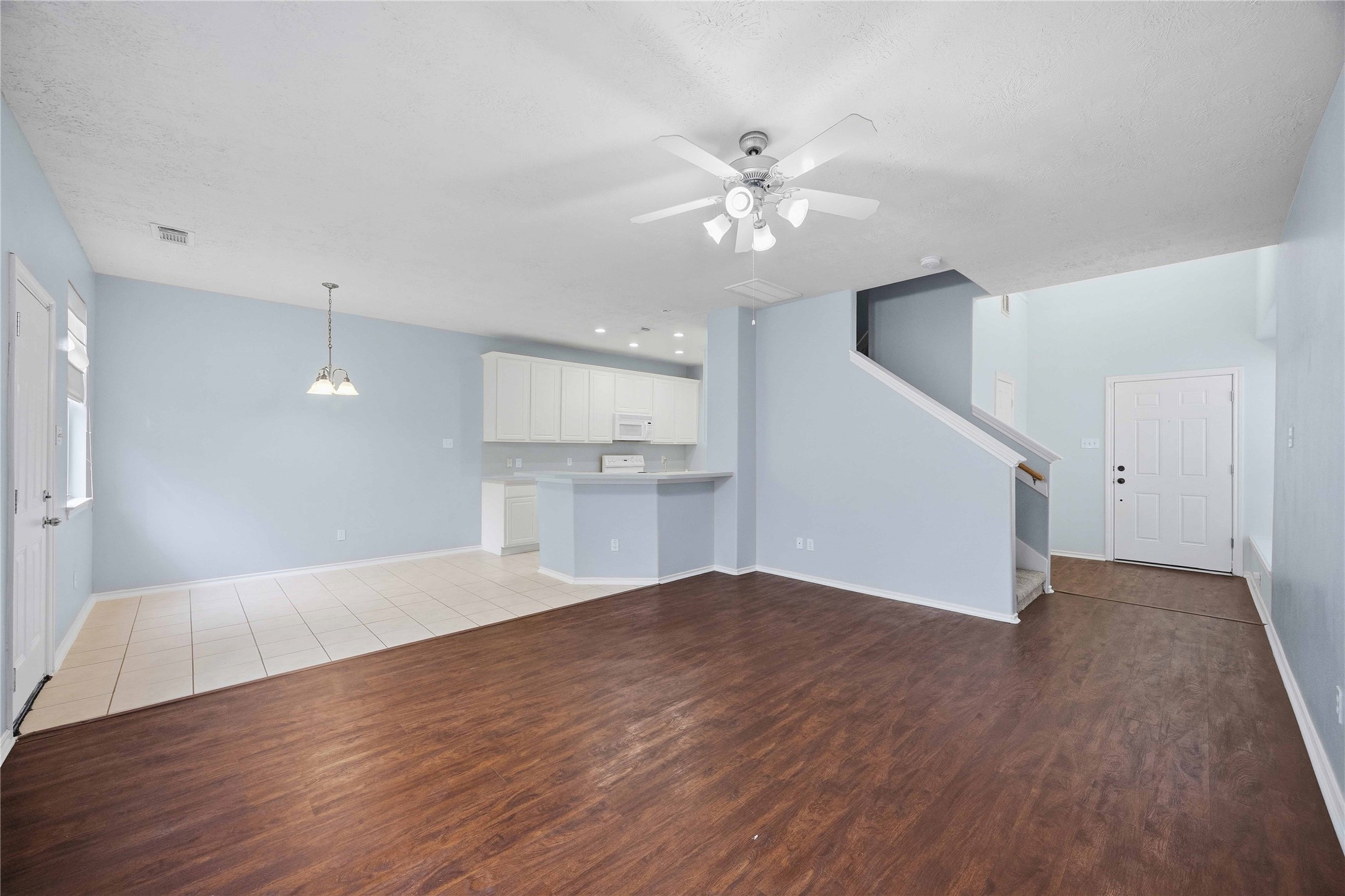 16119 Sandy Path Lane Property Photo 6