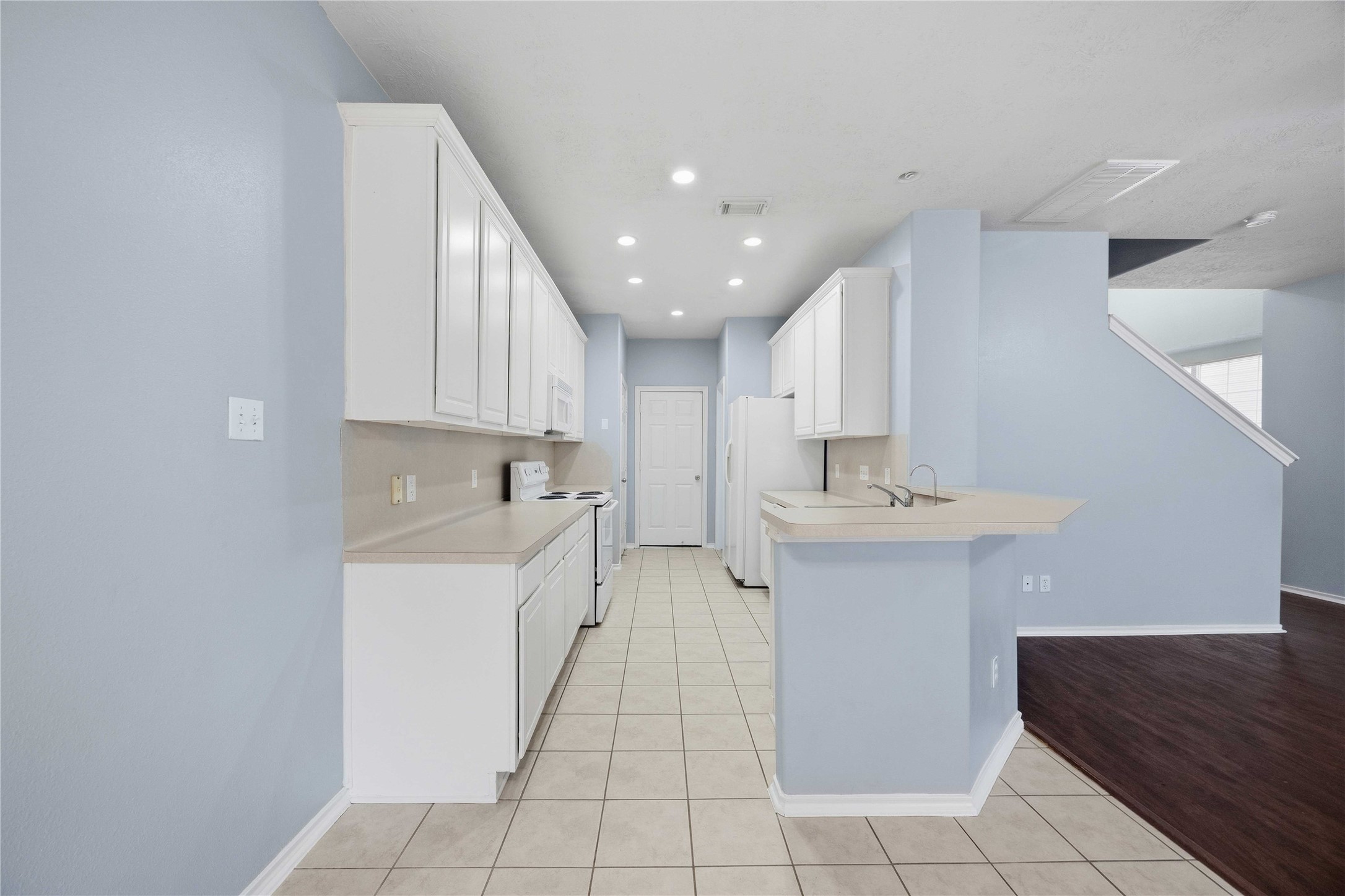 16119 Sandy Path Lane Property Photo 11