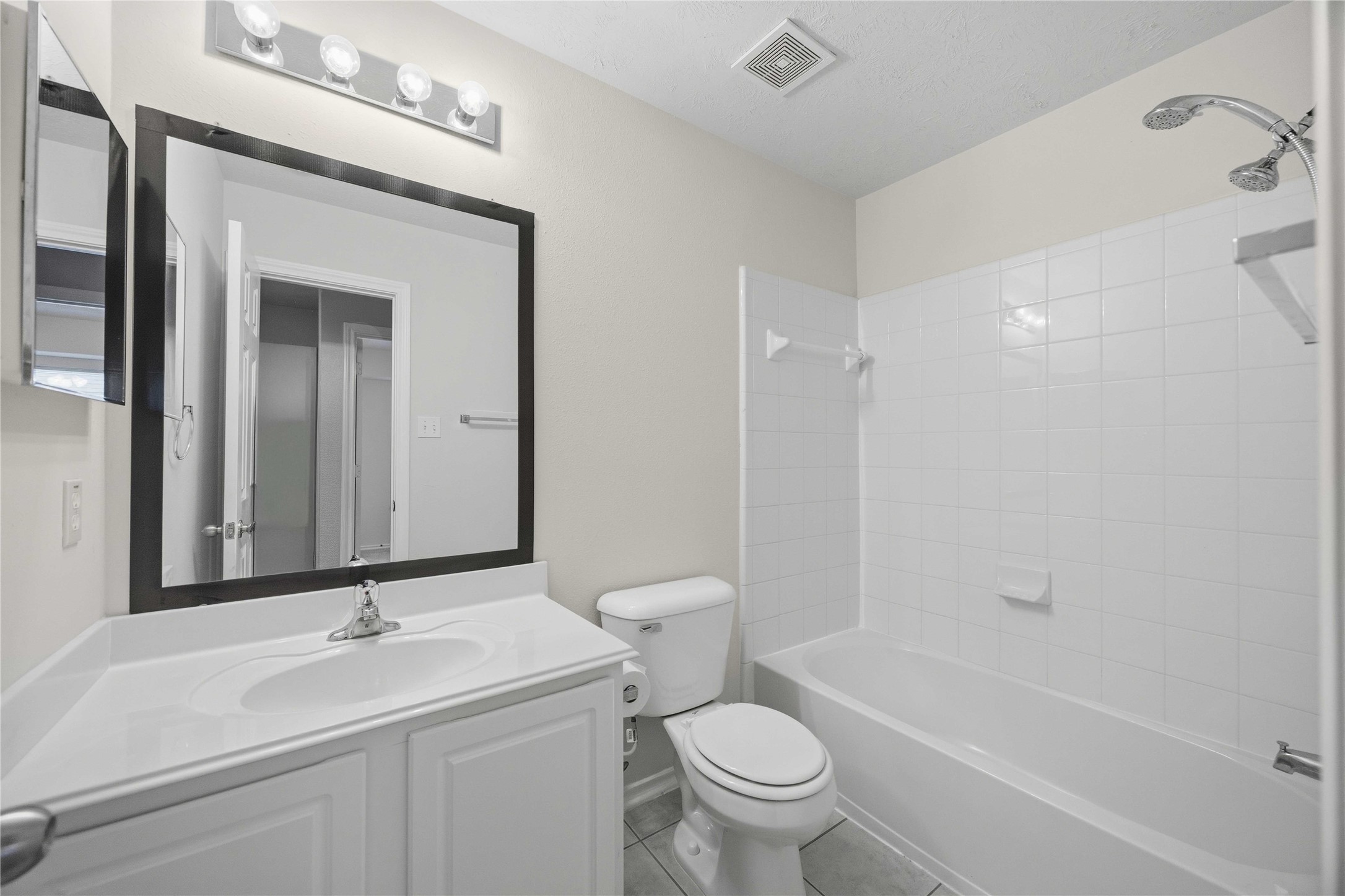 16119 Sandy Path Lane Property Photo 26