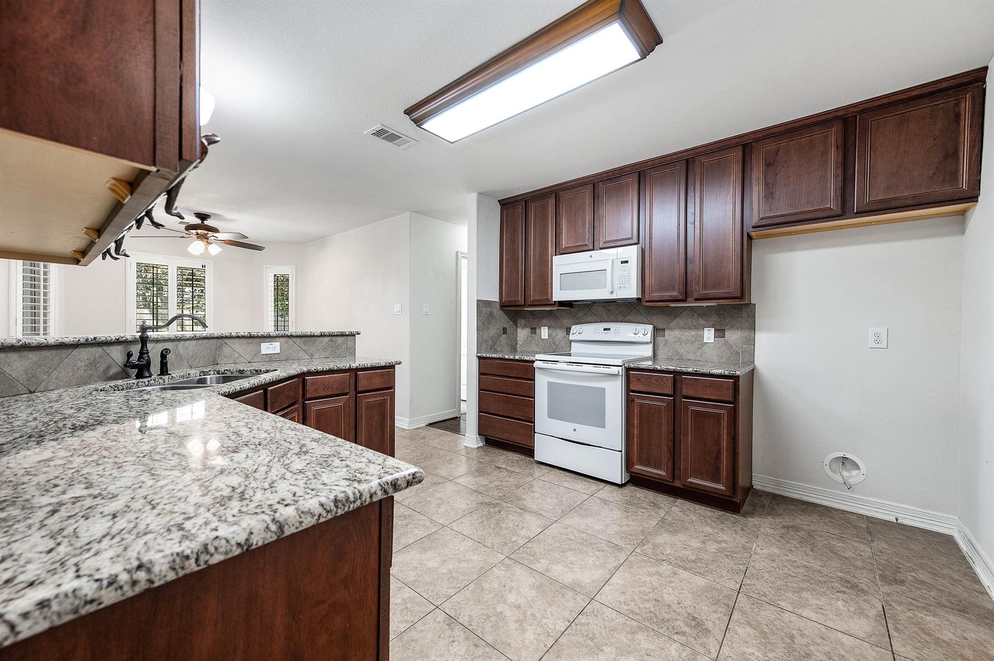 1714 Prince Drive, Alvin Tx 77511 Property Photo 26