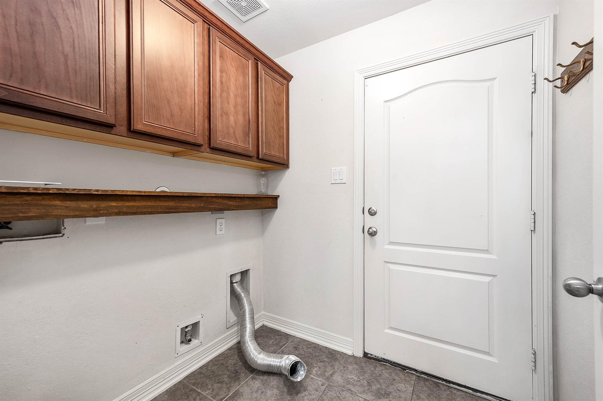 1714 Prince Drive, Alvin Tx 77511 Property Photo 28