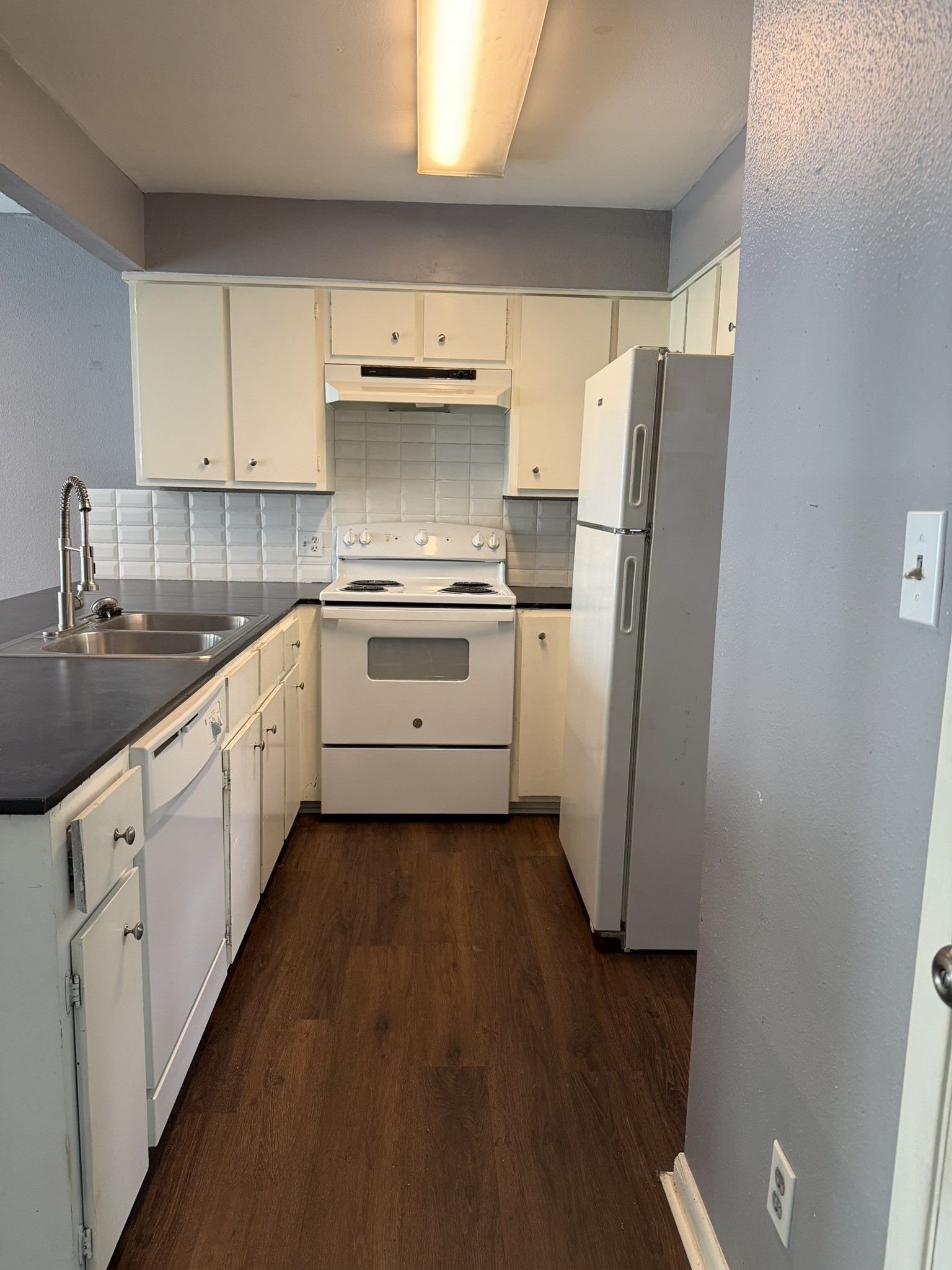 126 Harbour Lane Property Photo 4