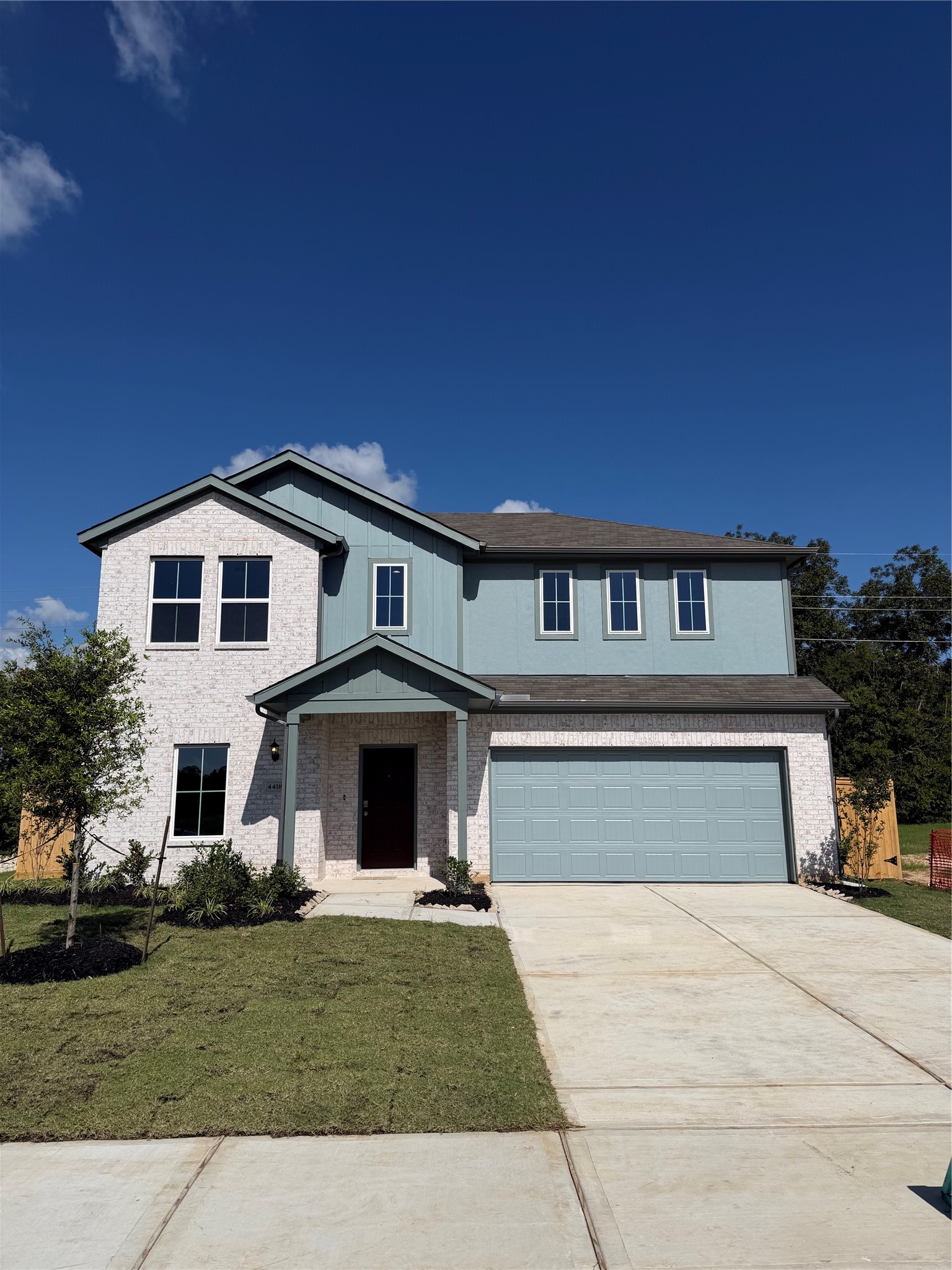 4418 Long Leaf Bend Boulevard Property Photo 1