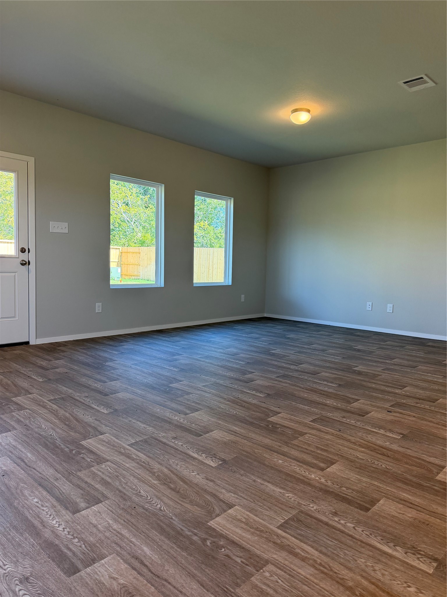 4418 Long Leaf Bend Boulevard Property Photo 3
