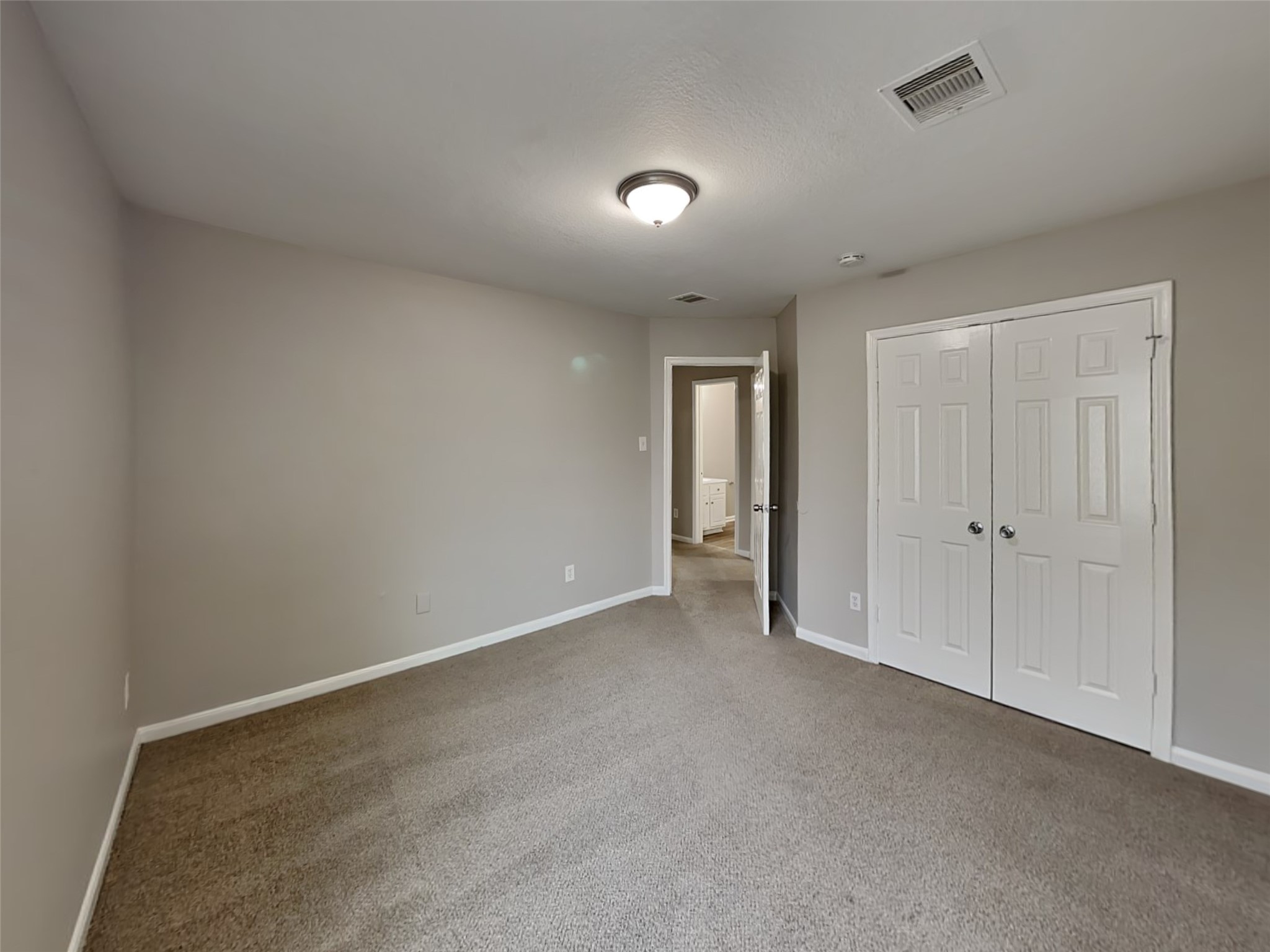 7711 Cypress Edge Drive Property Photo 15