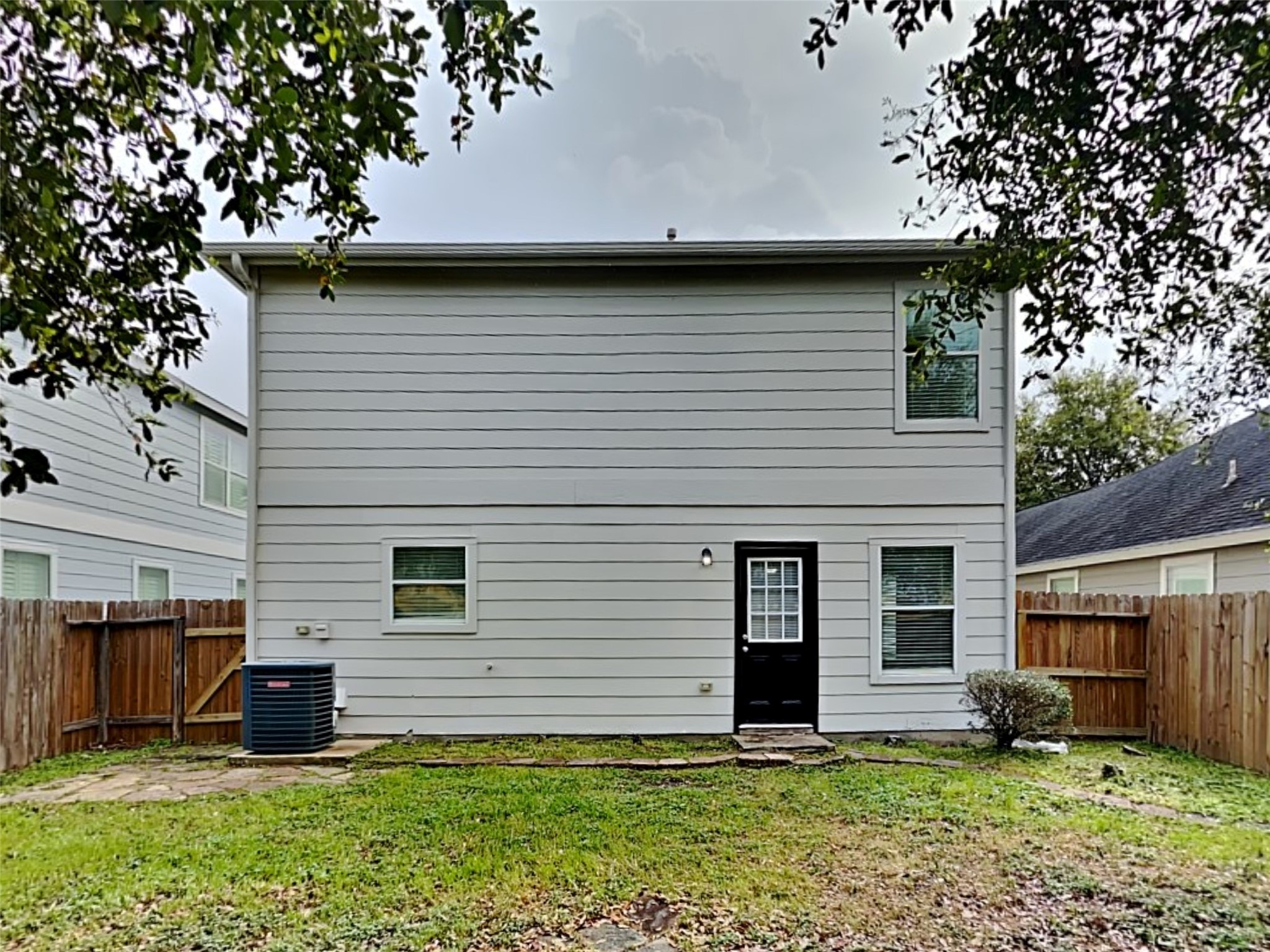 7711 Cypress Edge Drive Property Photo 20