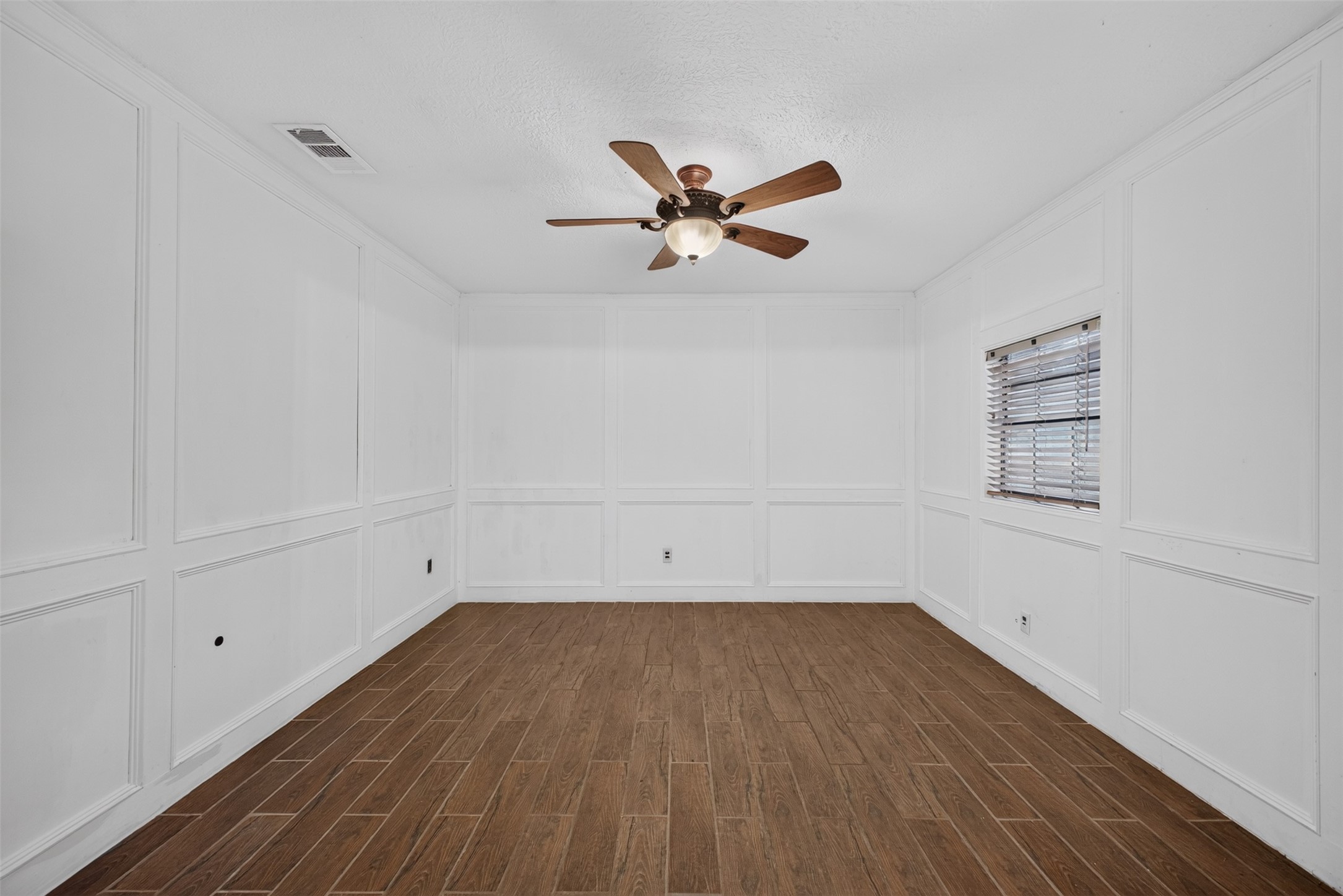 8819 Mile Run Road Property Photo 11