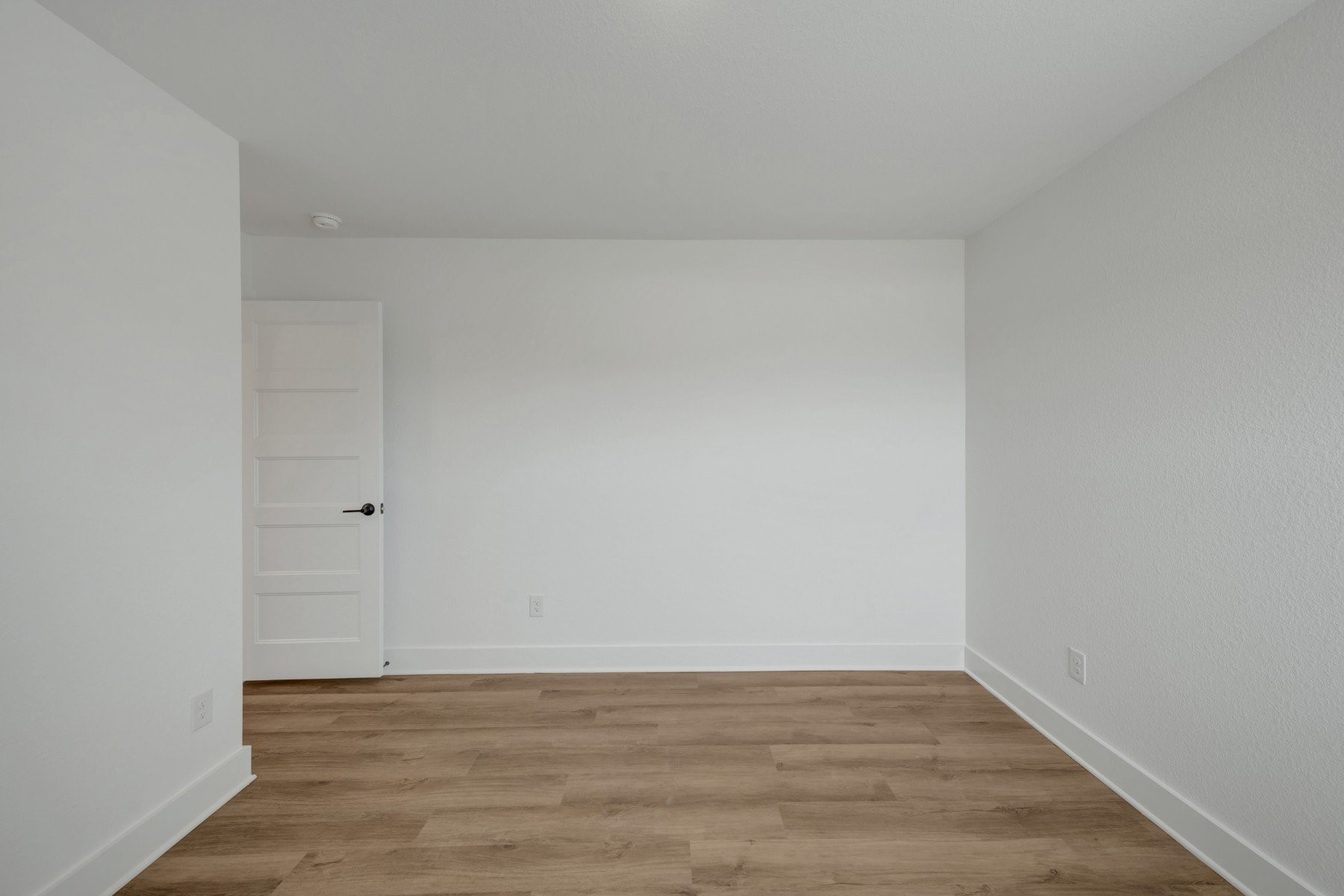 2211 Lone Bronco Boulevard Property Photo 25