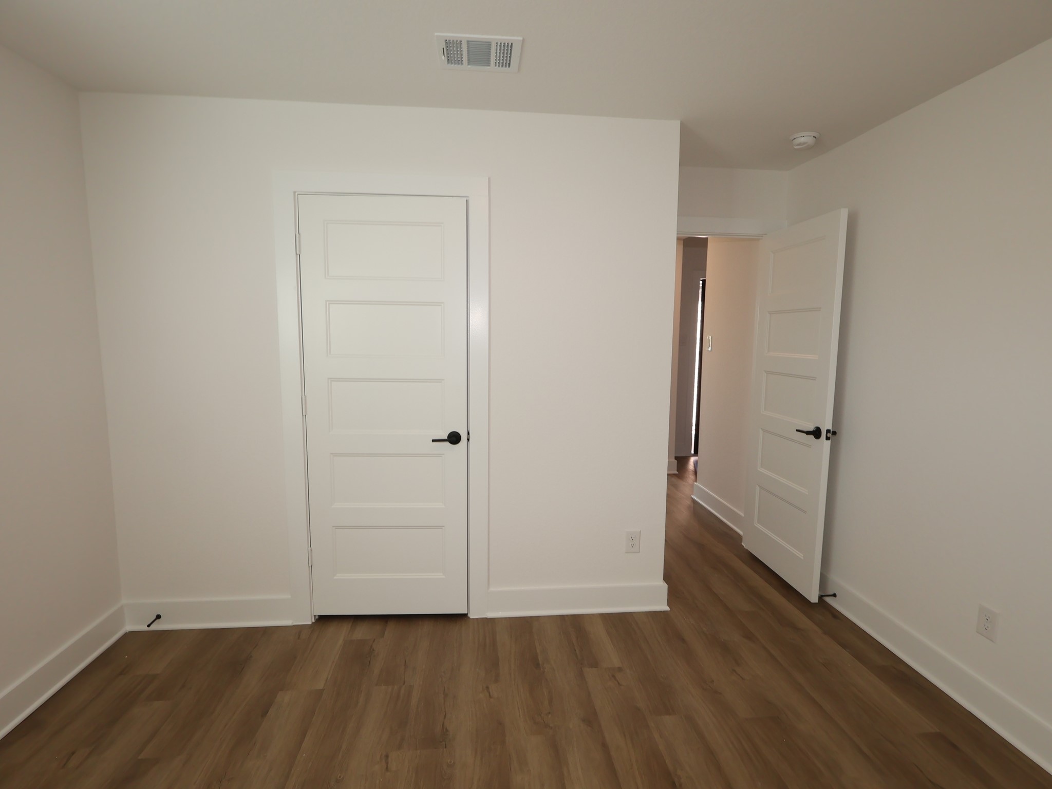 2211 Lone Bronco Boulevard Property Photo 27