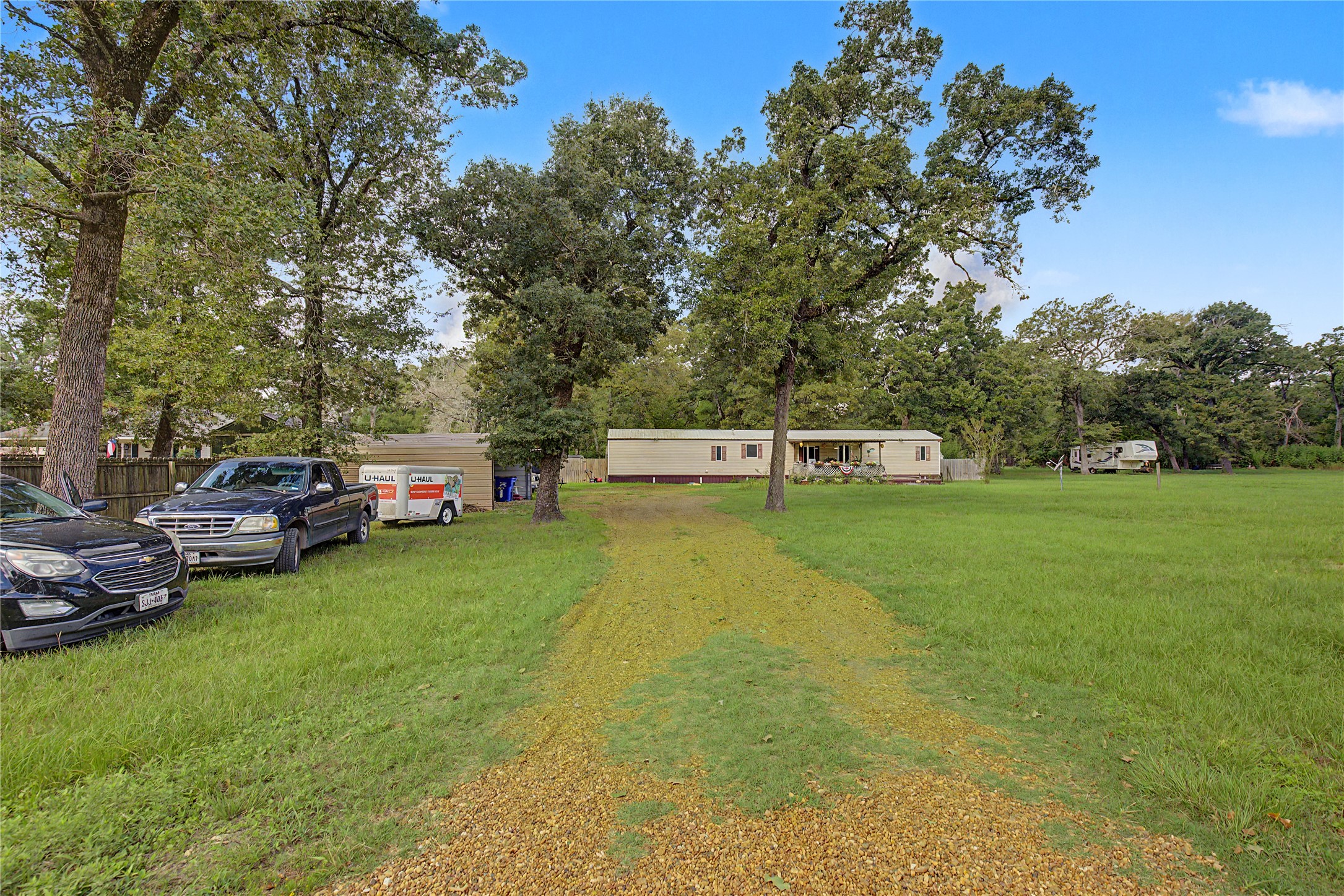 179 County Road 3105 Property Photo 3