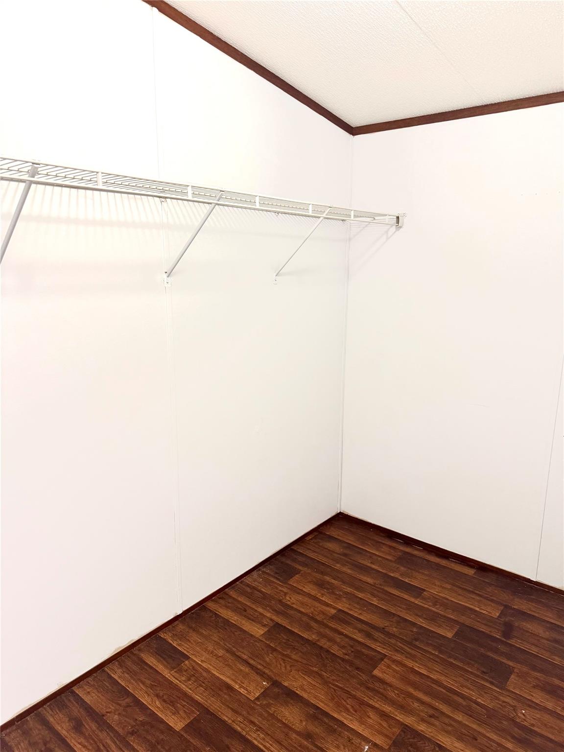 14909 Welcome Ln B Property Photo 6