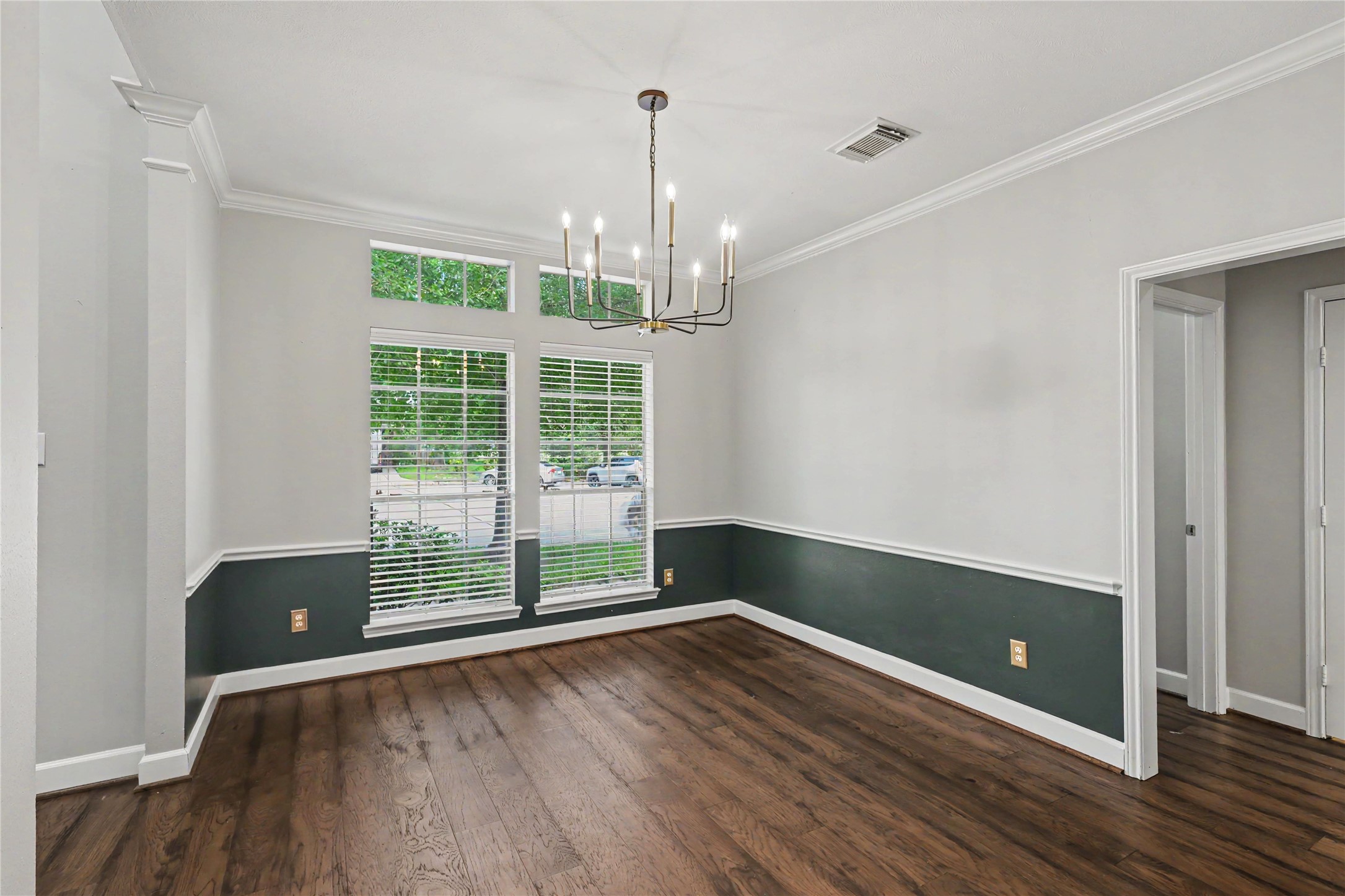 18407 Teal Creek Drive Property Photo 8