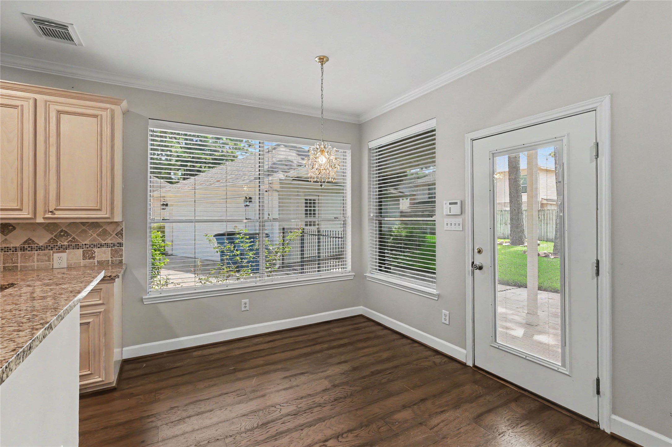 18407 Teal Creek Drive Property Photo 15