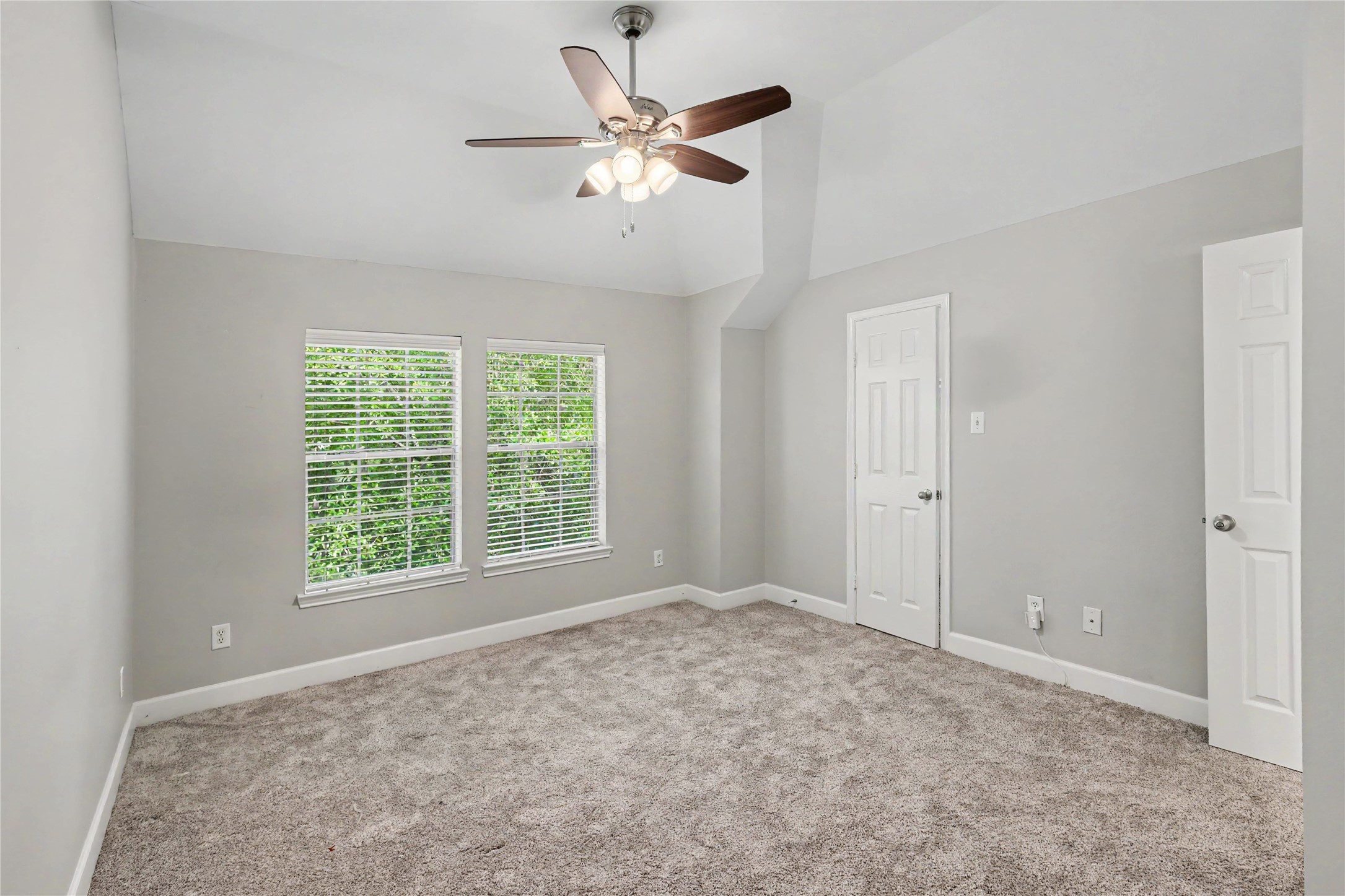 18407 Teal Creek Drive Property Photo 29