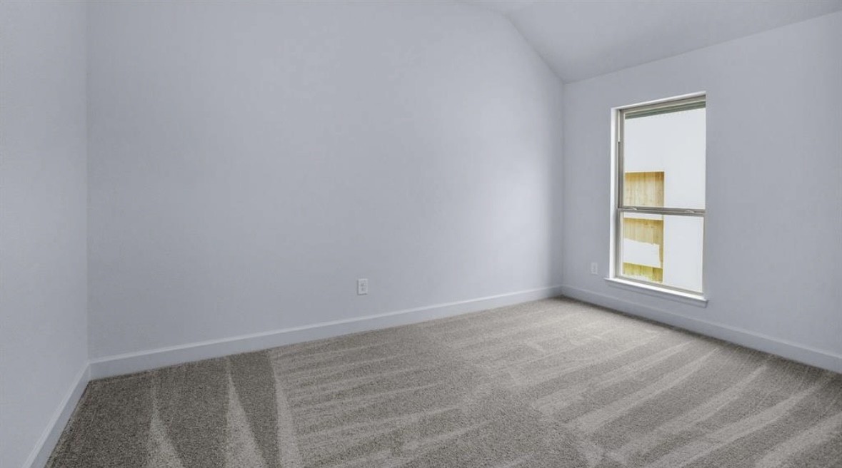 535 Oakview Bend Drive Property Photo 9