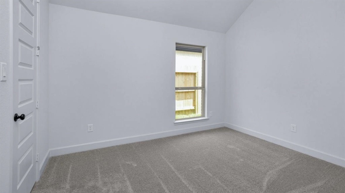 535 Oakview Bend Drive Property Photo 10