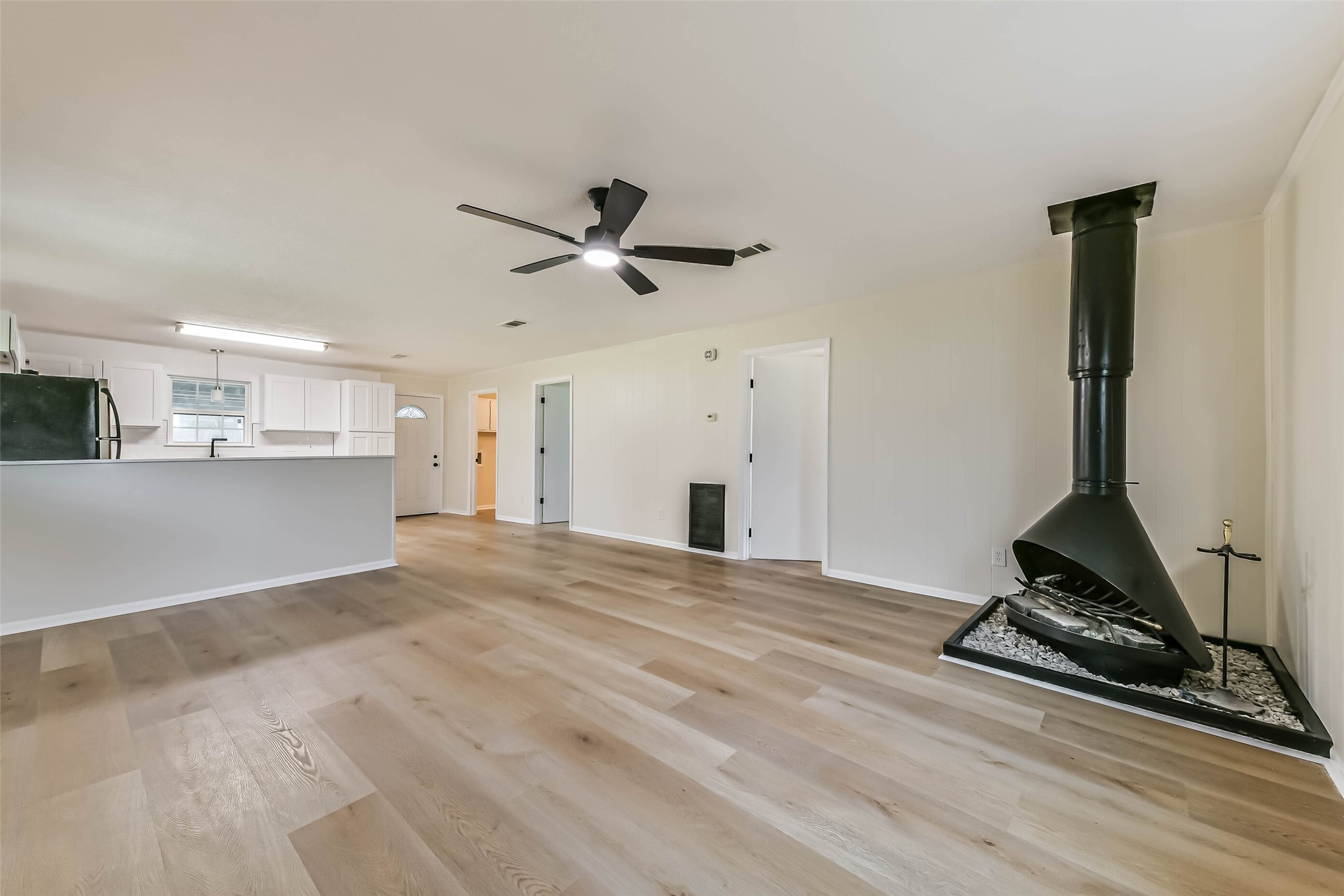 11830 15th Street Property Photo 5