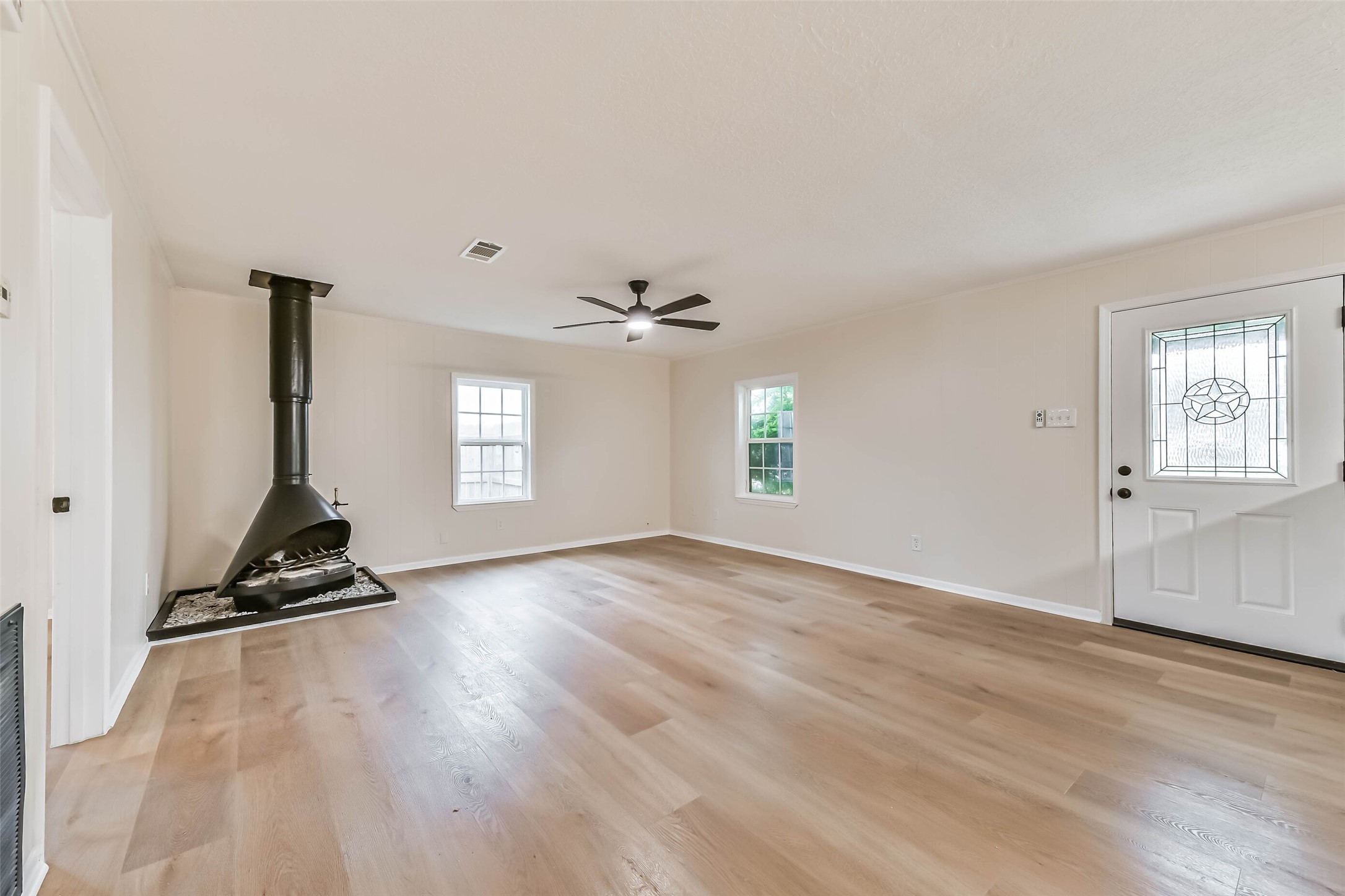 11830 15th Street Property Photo 6